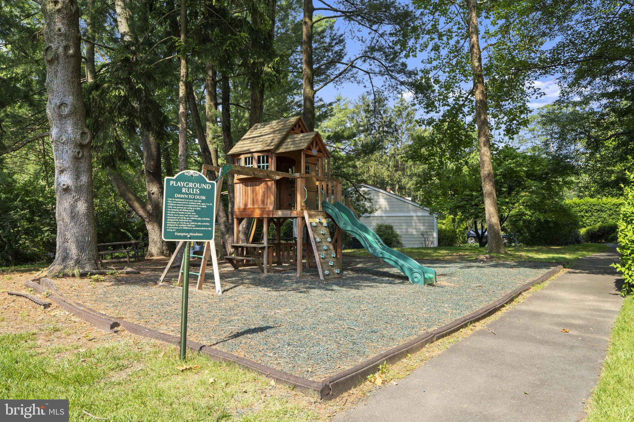 MALLARDS LANDING - Residential