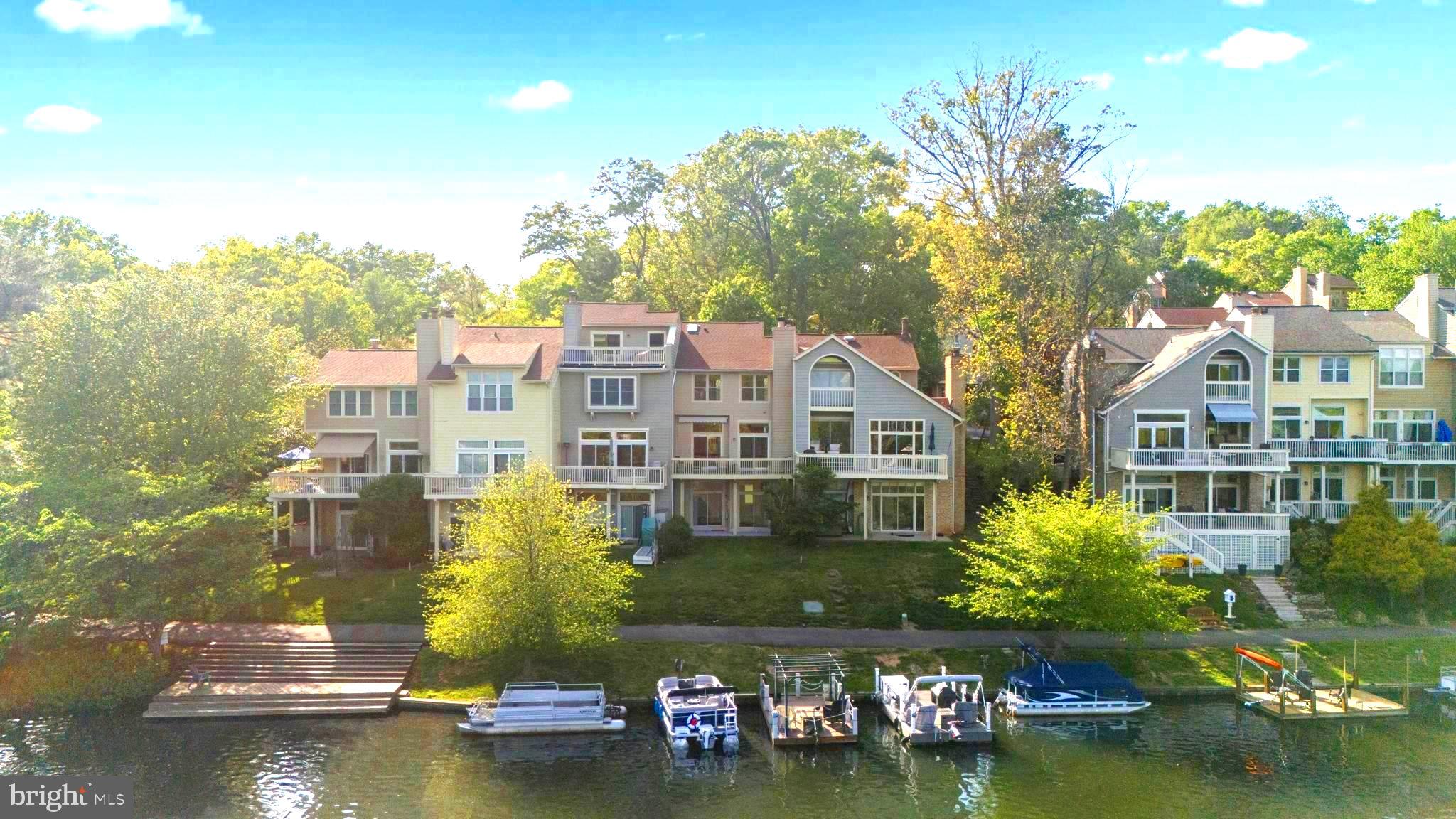 MALLARDS LANDING - Residential