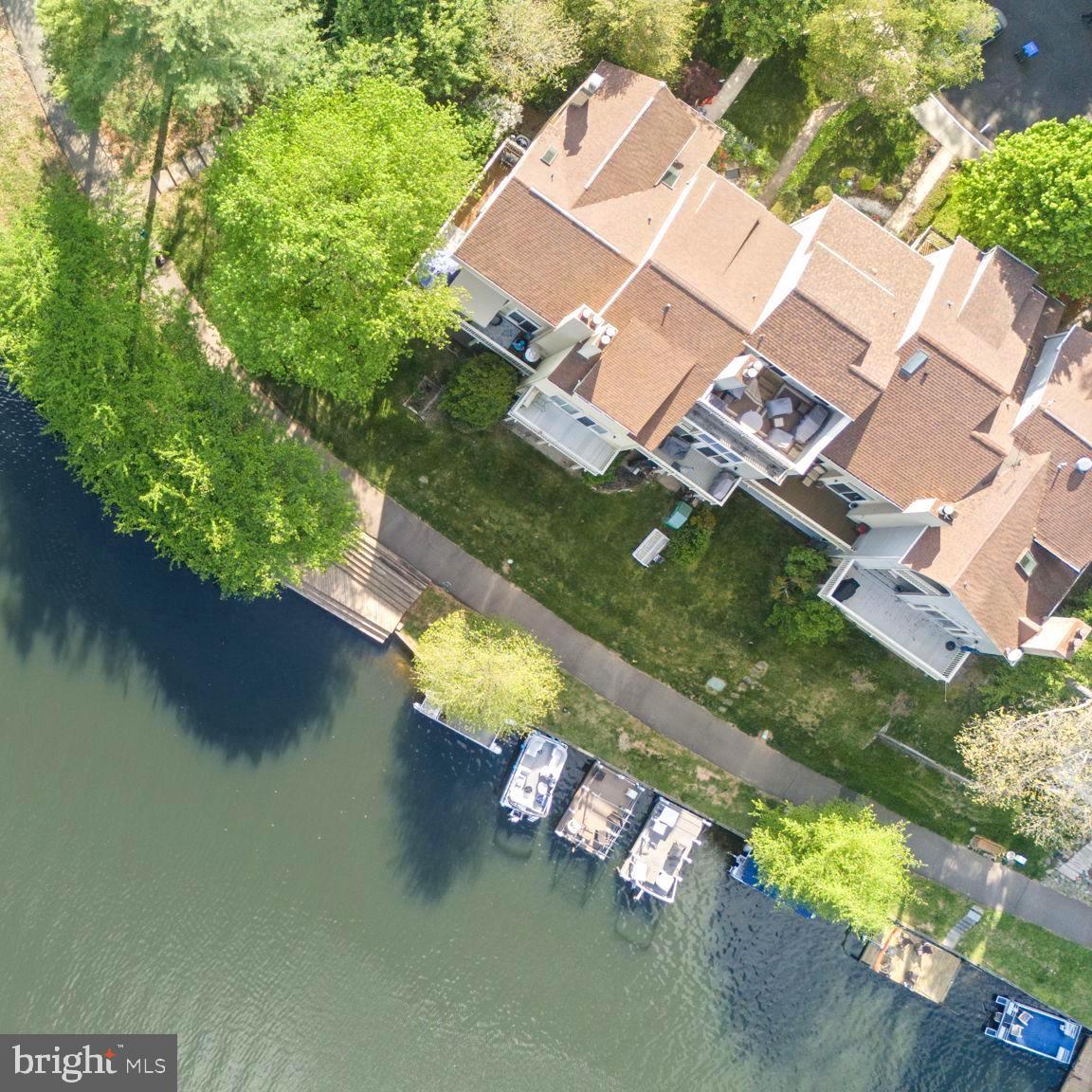 11163 LAKE CHAPEL LANE