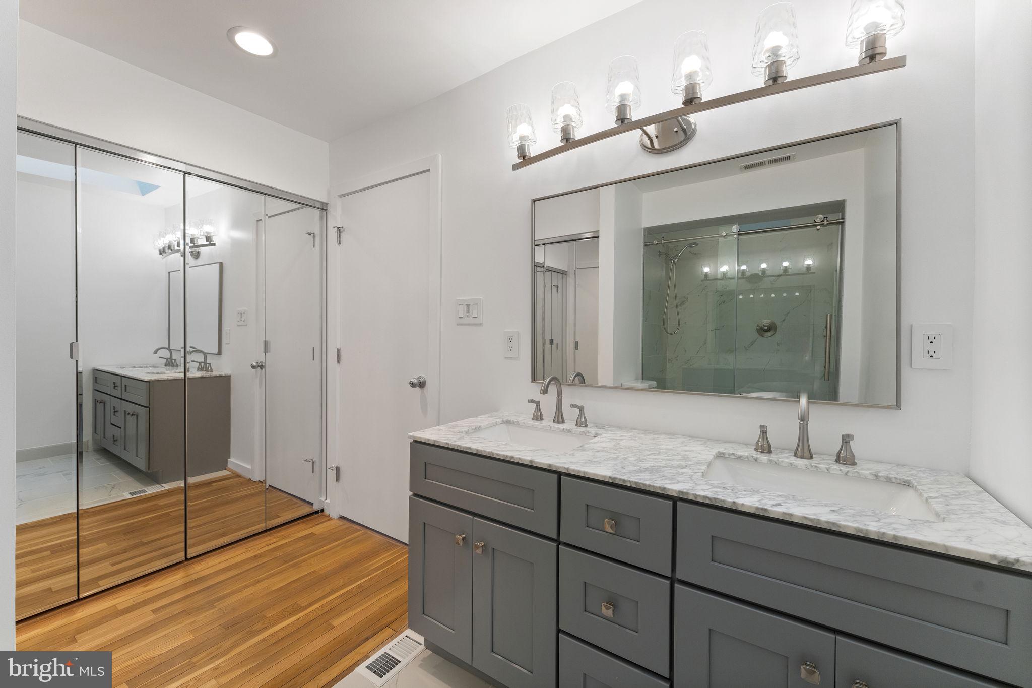 MALLARDS LANDING - Residential