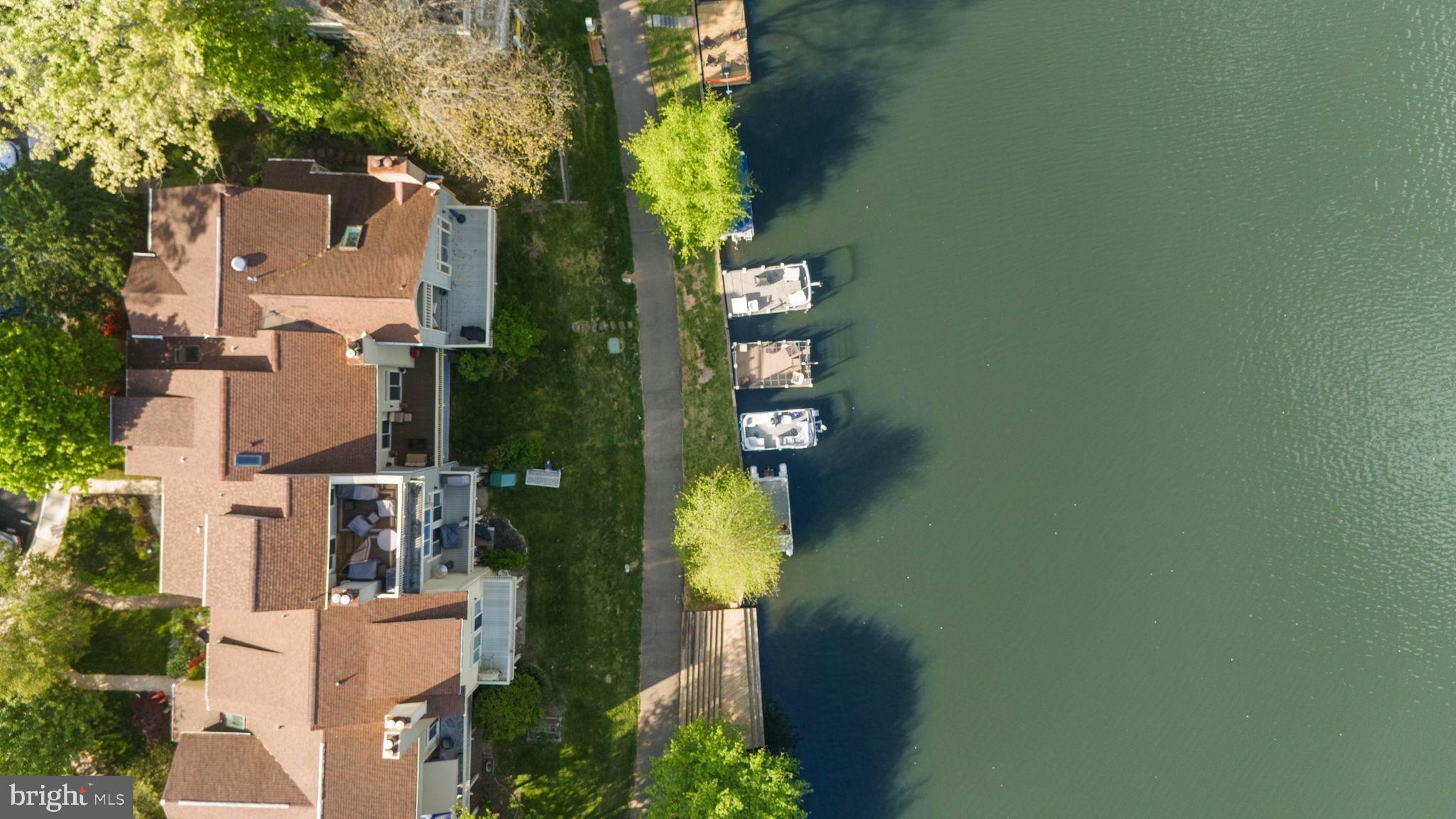 MALLARDS LANDING - Residential
