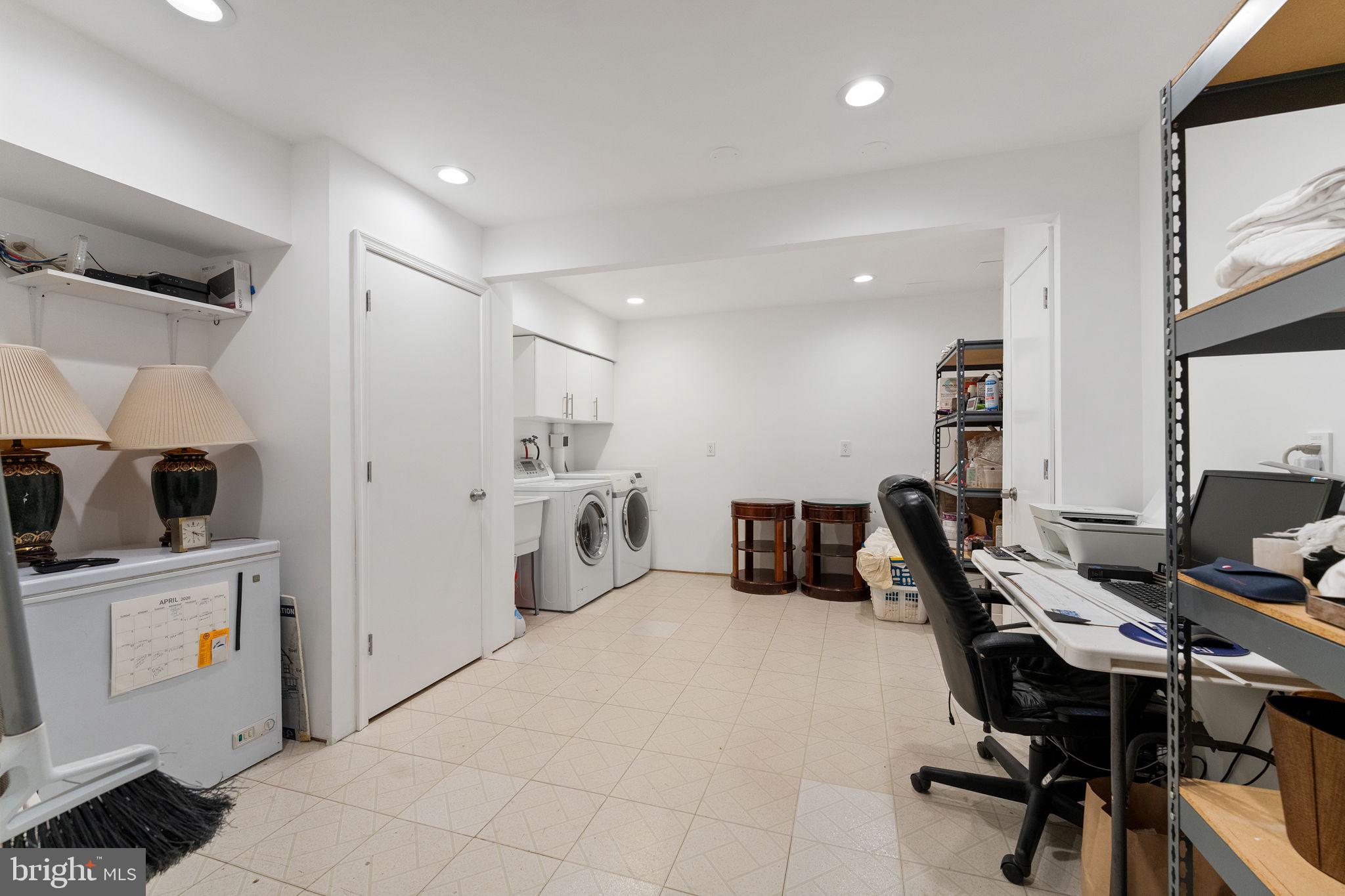 MALLARDS LANDING - Residential