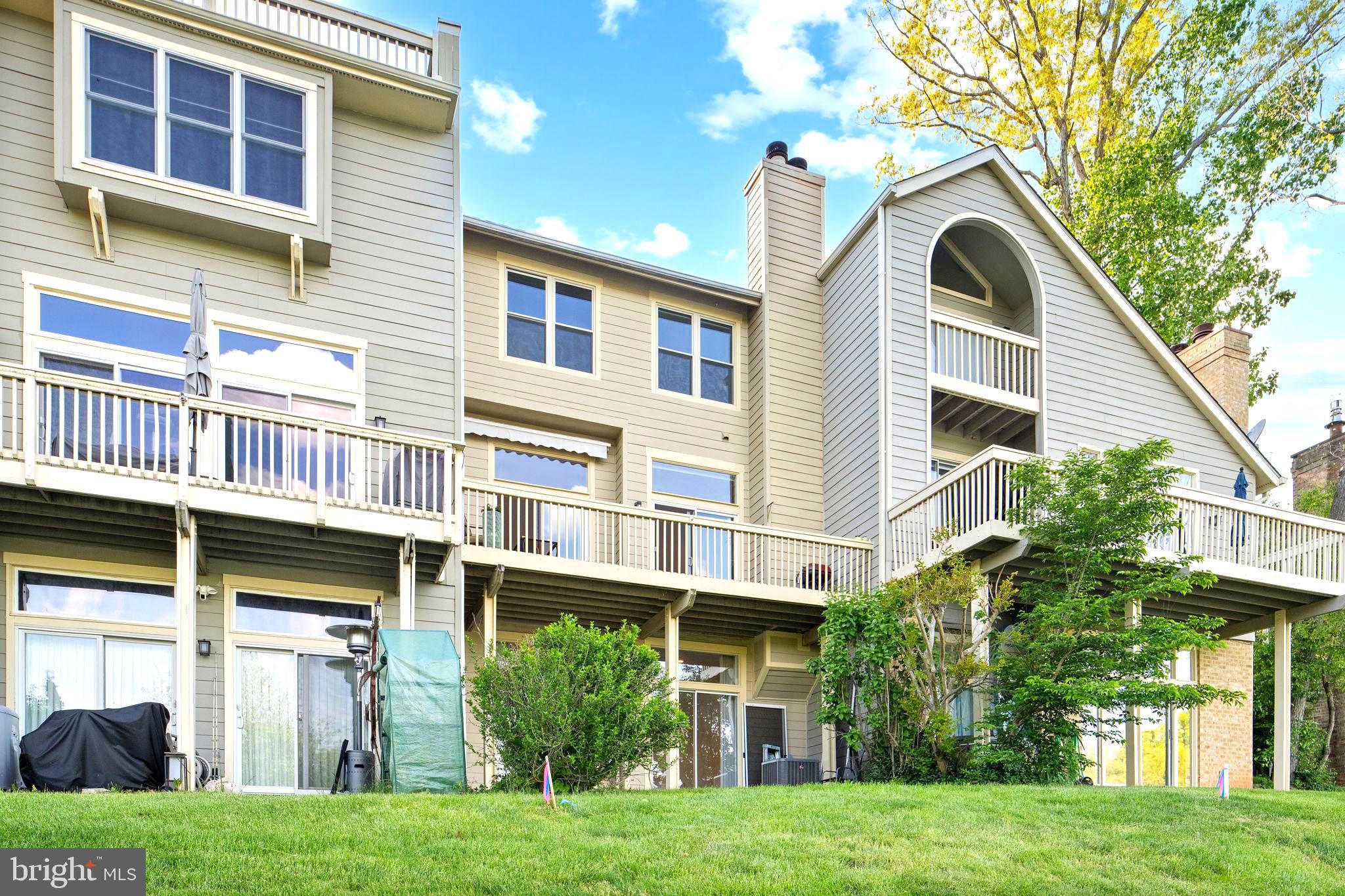 MALLARDS LANDING - Residential
