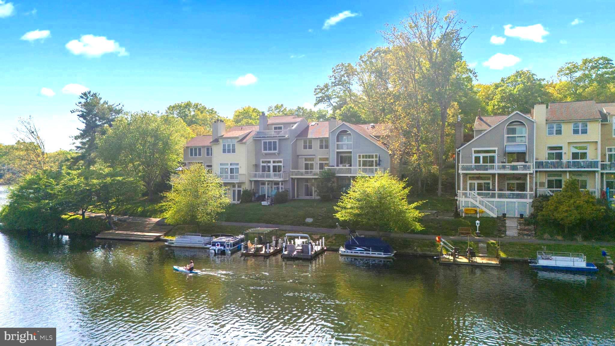 MALLARDS LANDING - Residential