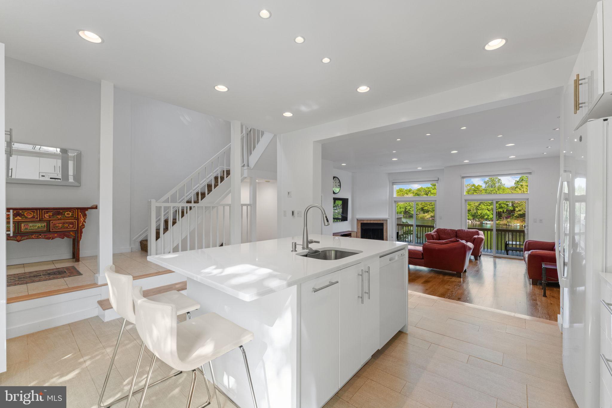 MALLARDS LANDING - Residential