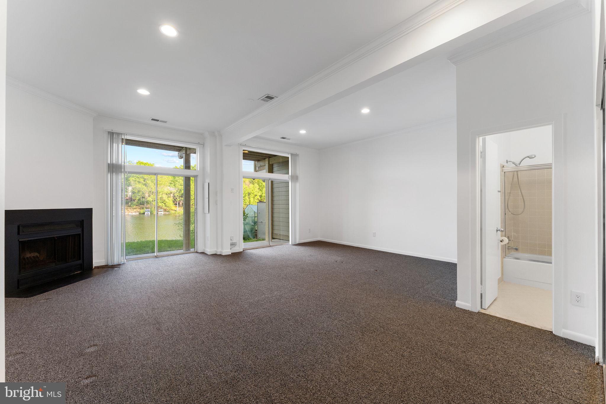 MALLARDS LANDING - Residential