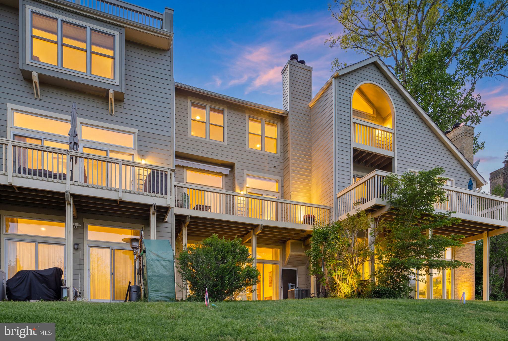 11163 LAKE CHAPEL LANE