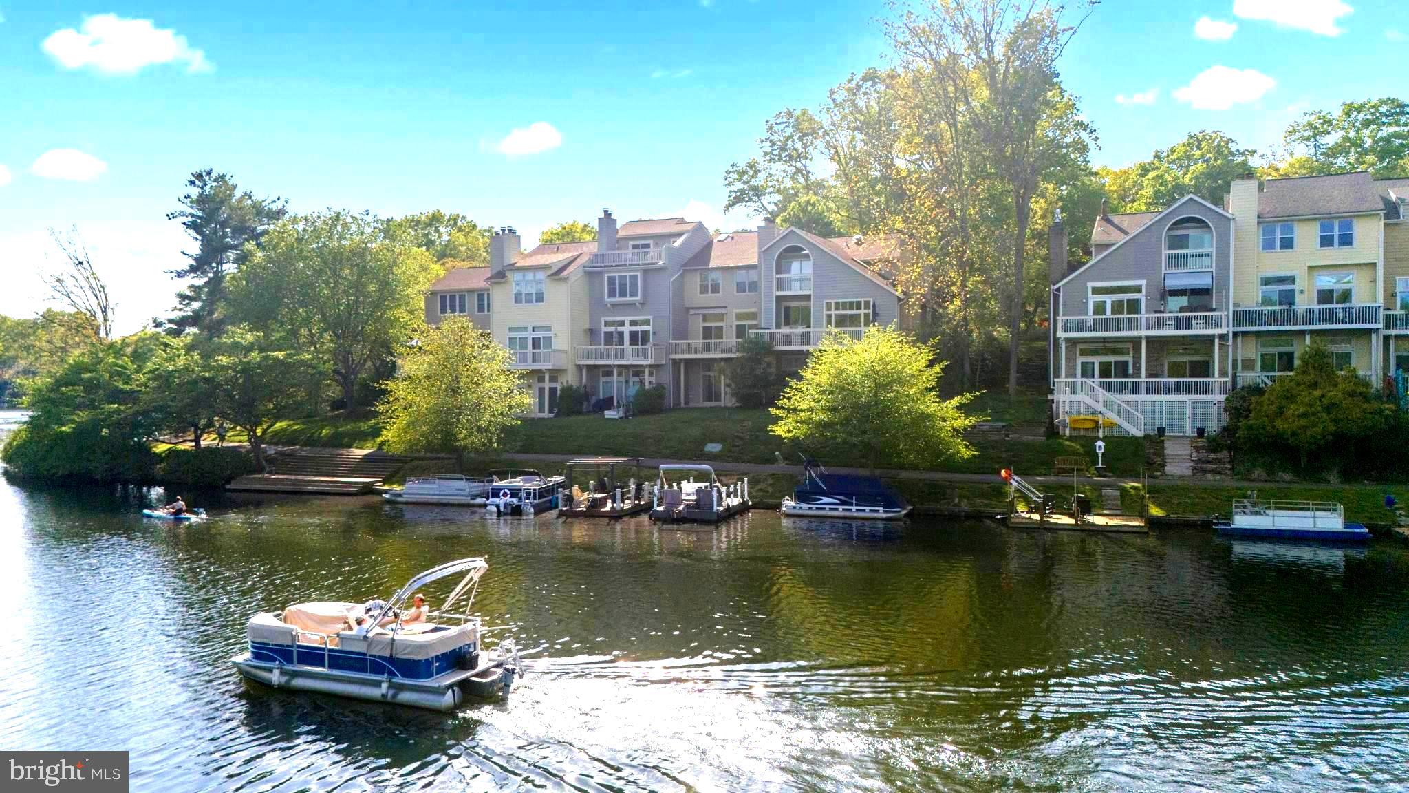 MALLARDS LANDING - Residential