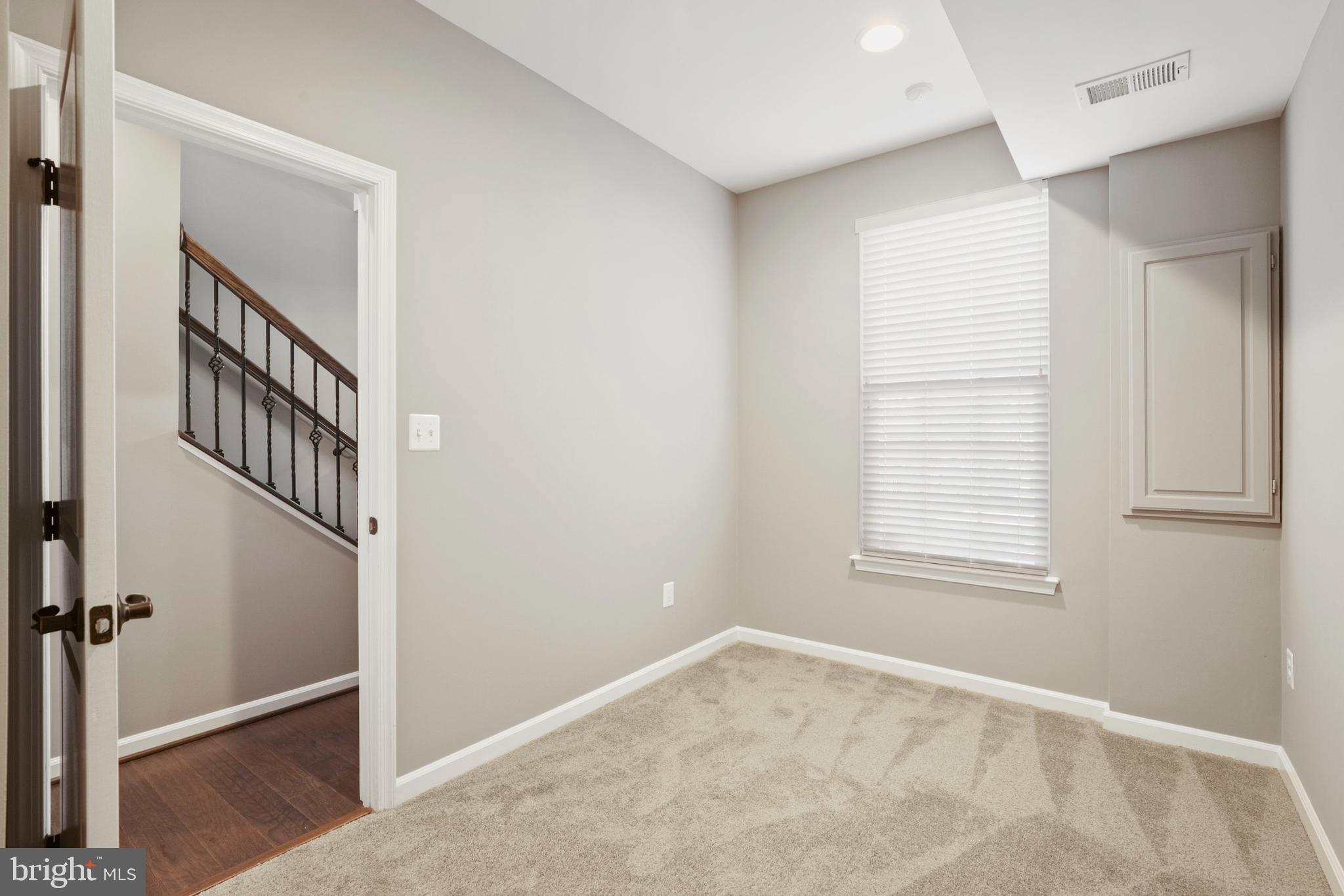 O'DONNELL SQUARE - Residential