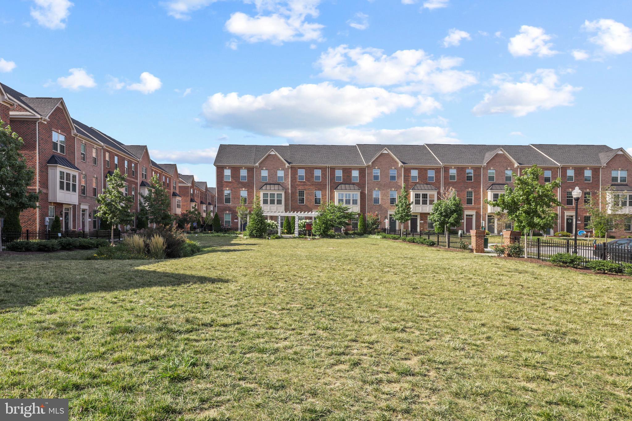 O'DONNELL SQUARE - Residential