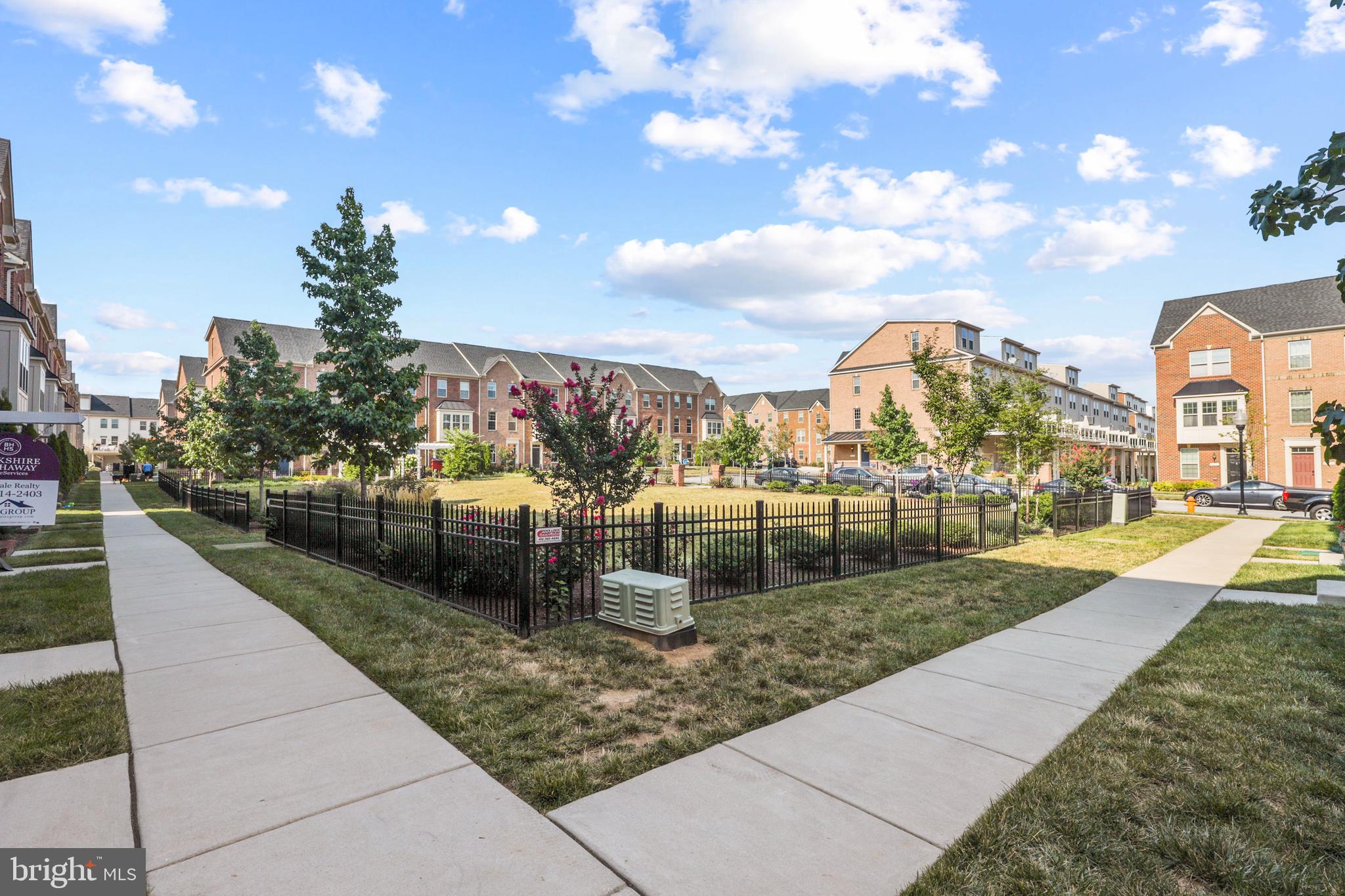 O'DONNELL SQUARE - Residential