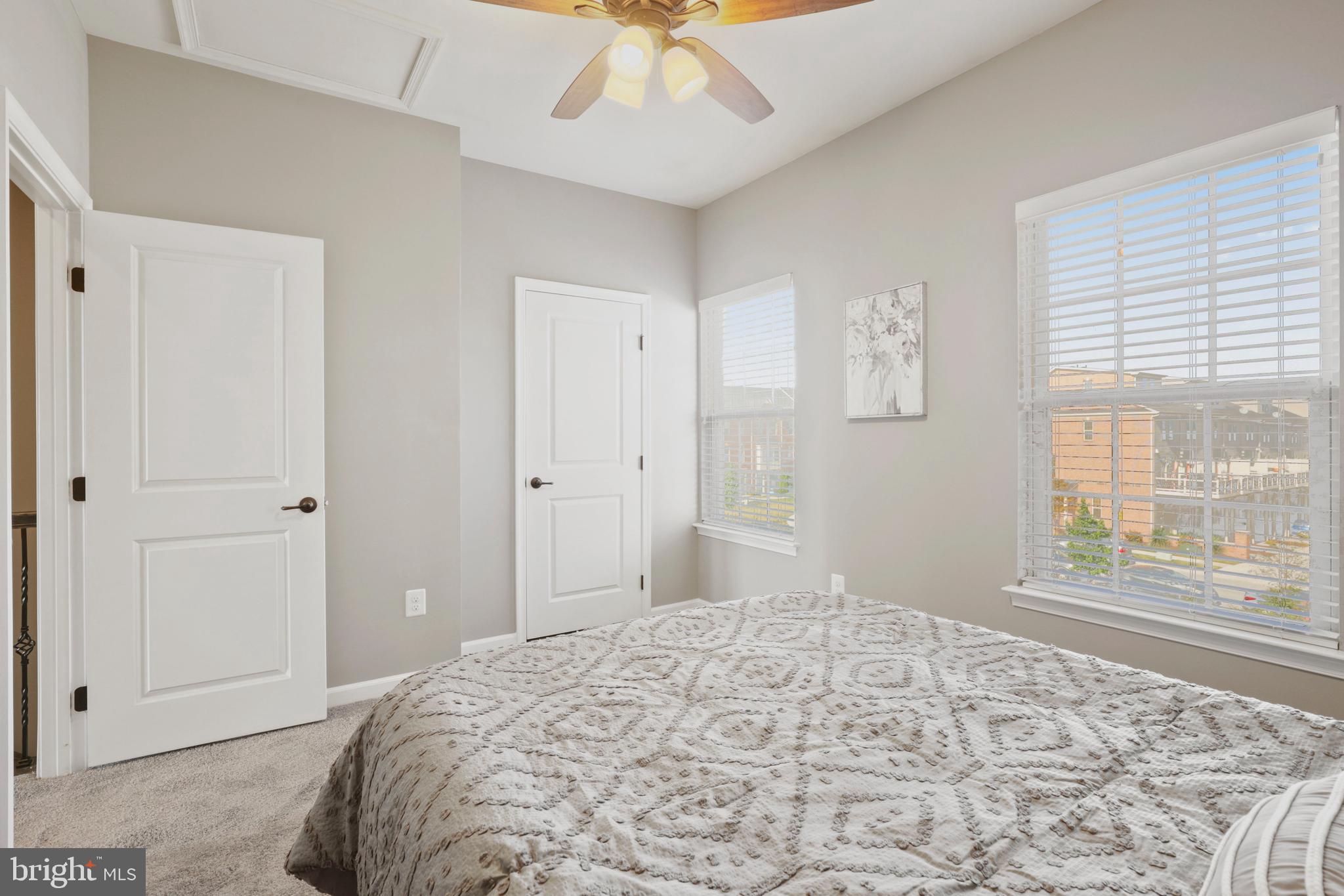 O'DONNELL SQUARE - Residential