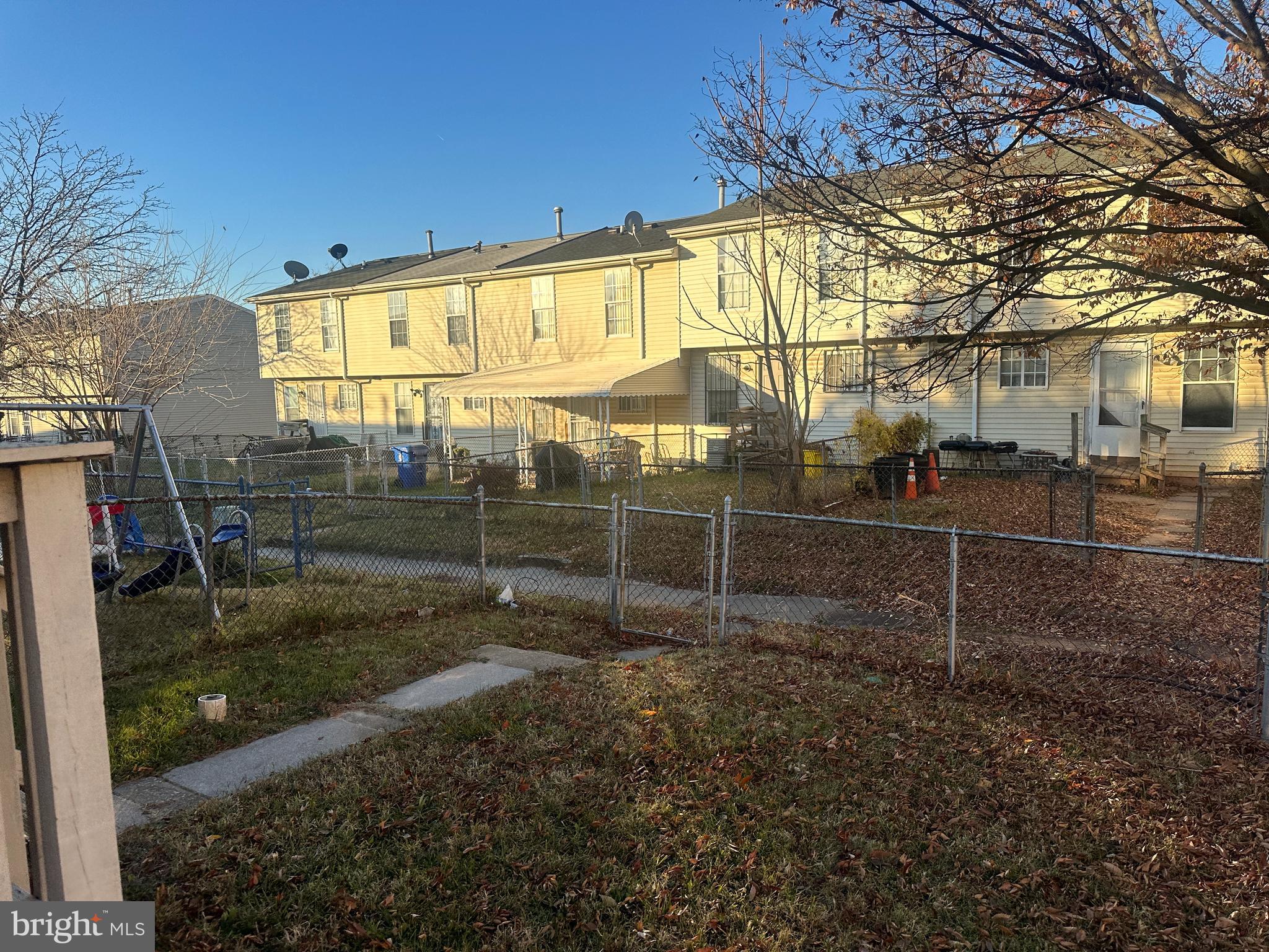 SANDTOWN-WINCHESTER - Residential