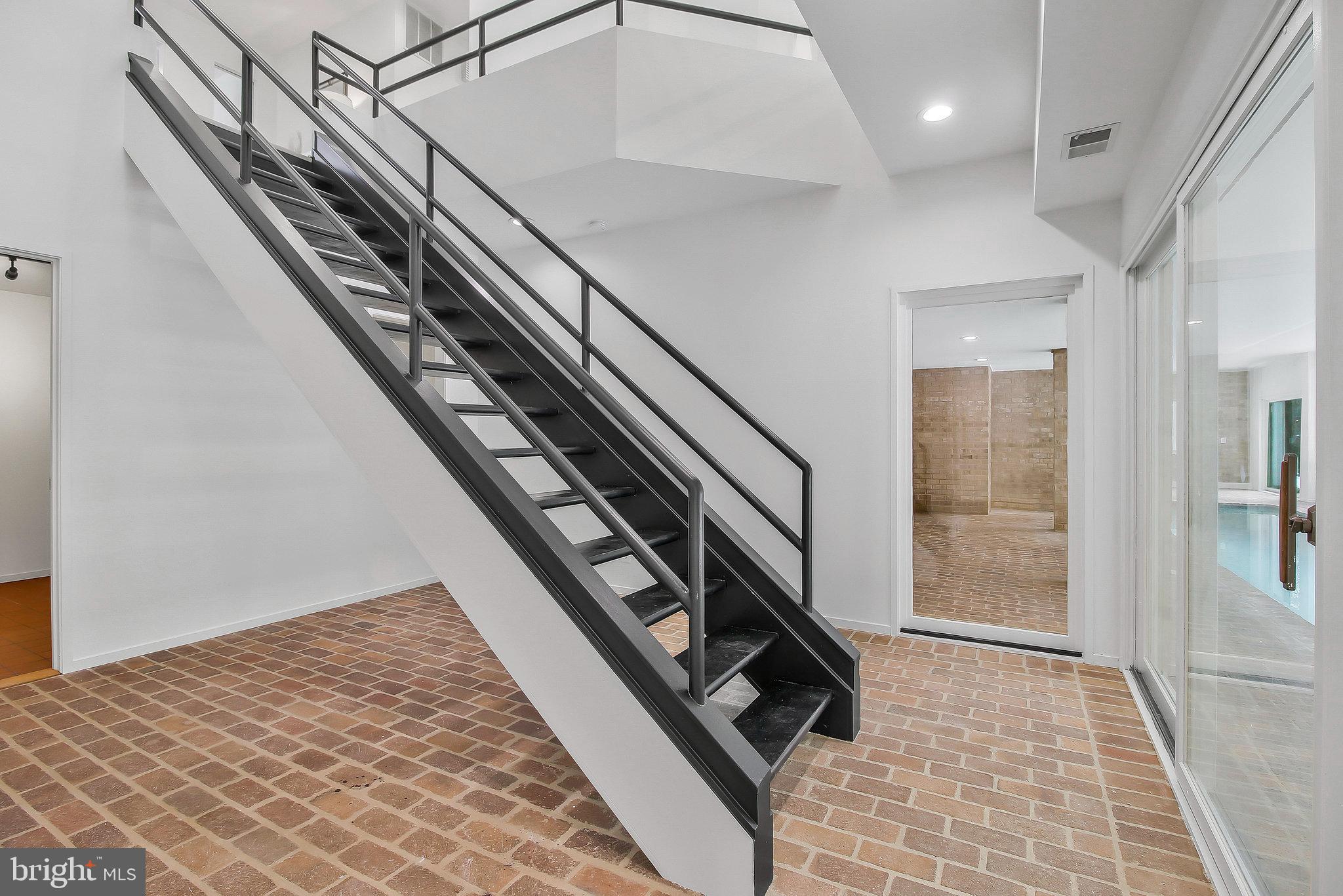 FOX LAKE - Residential