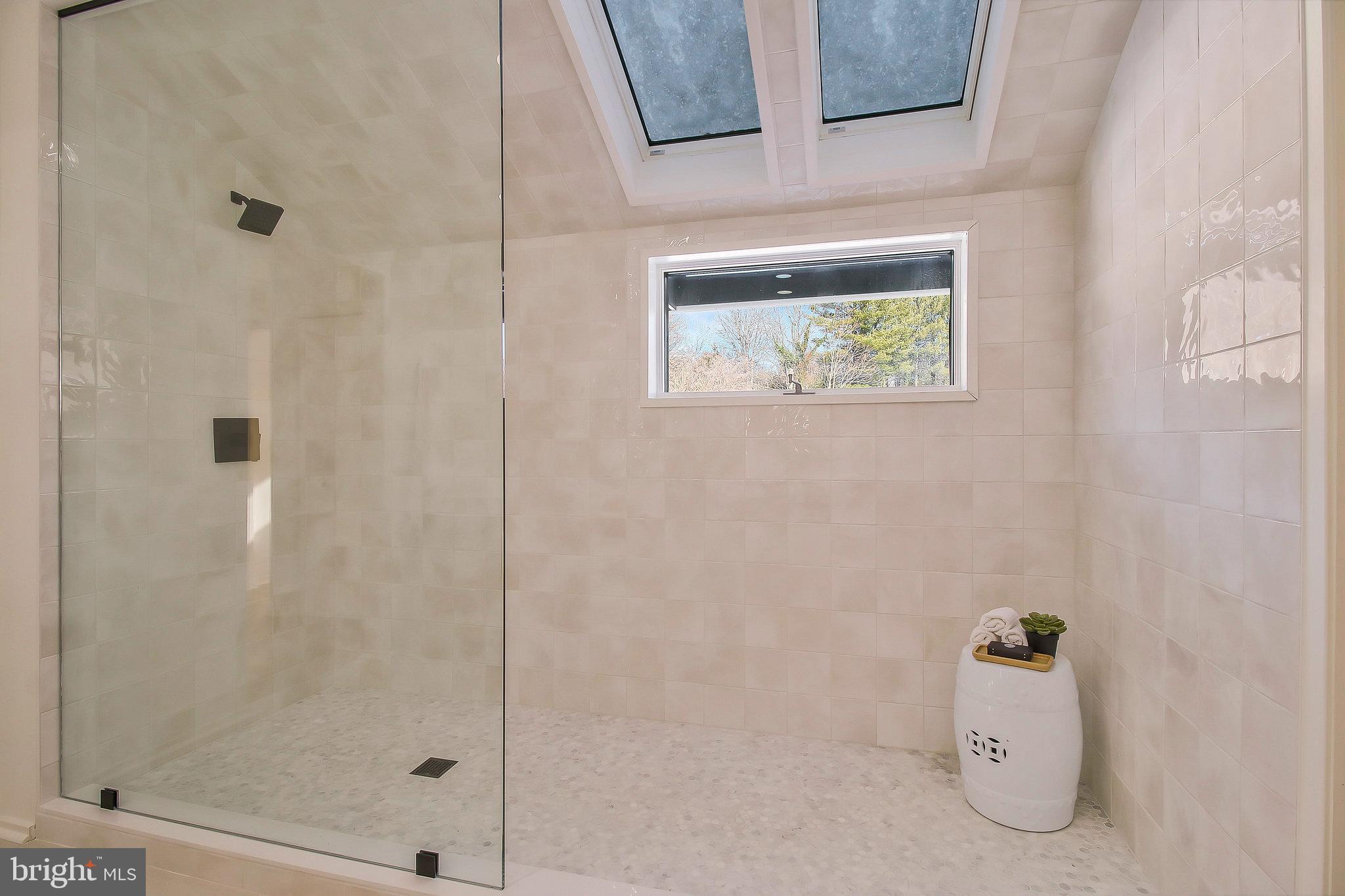 FOX LAKE - Residential