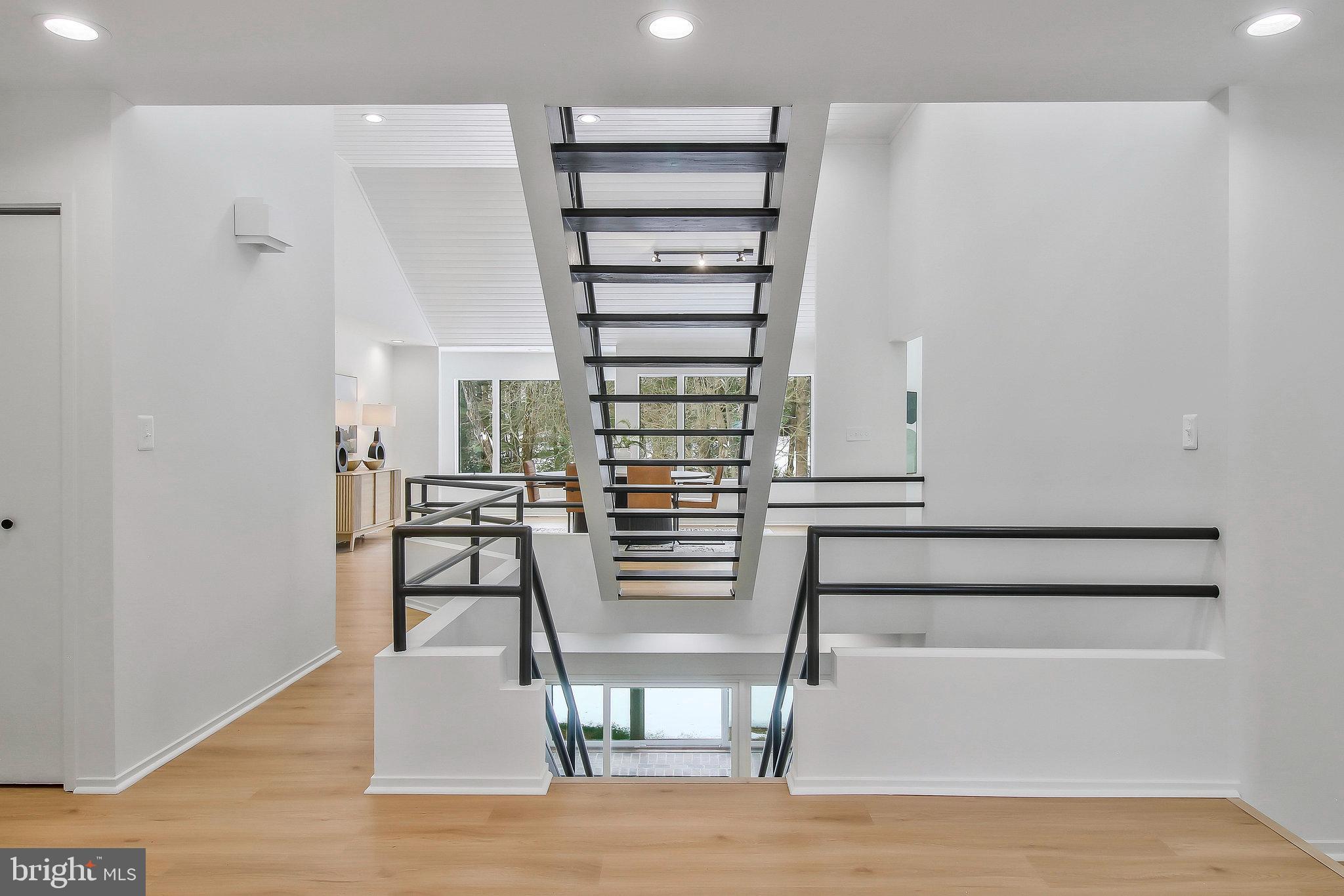 FOX LAKE - Residential