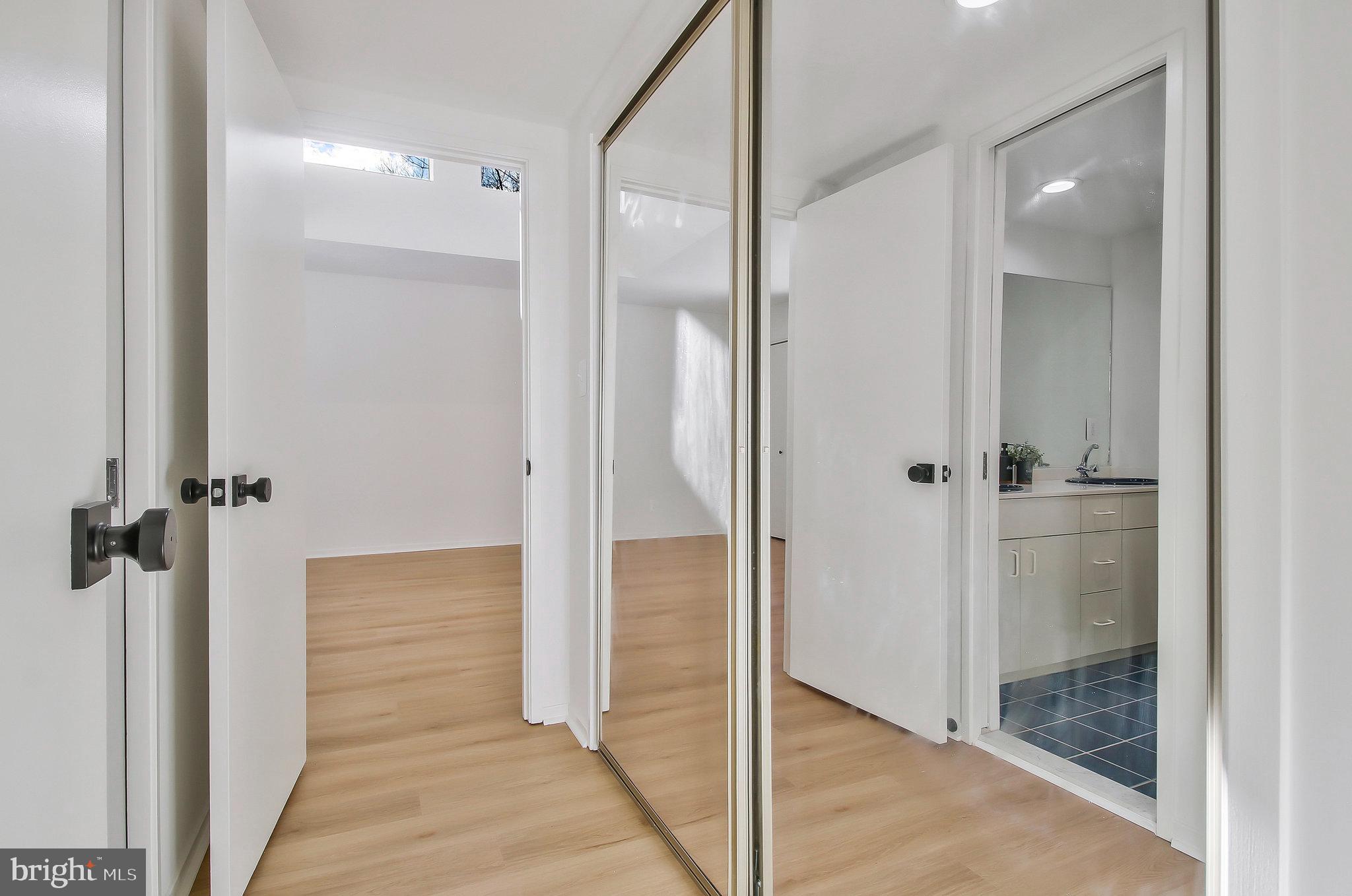 FOX LAKE - Residential