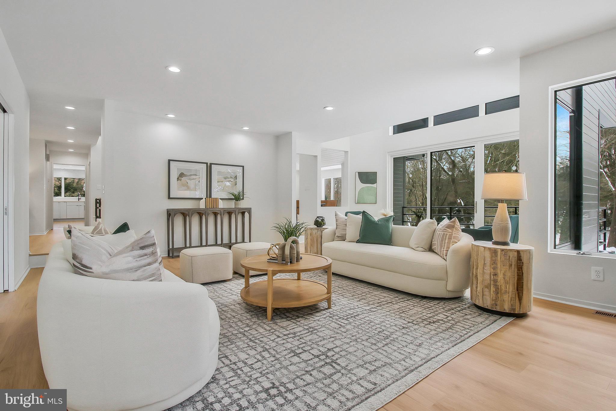 FOX LAKE - Residential