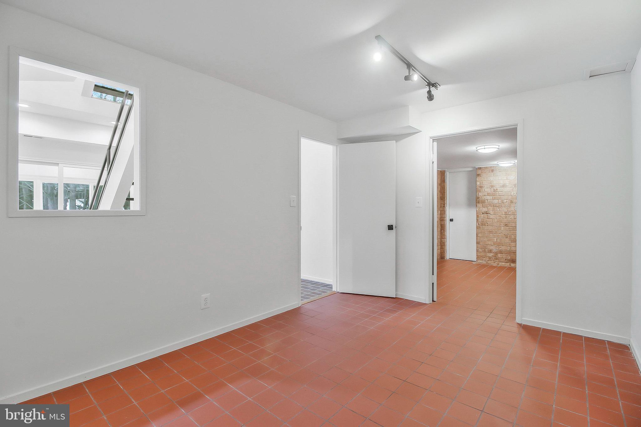 FOX LAKE - Residential