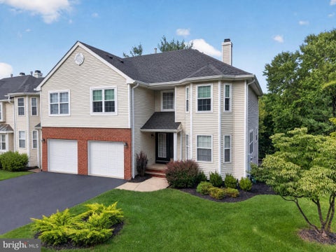 Photo of 2 Shackamaxon Terrace, ANNANDALE, NJ 08801 (MLS # NJHT2005542)