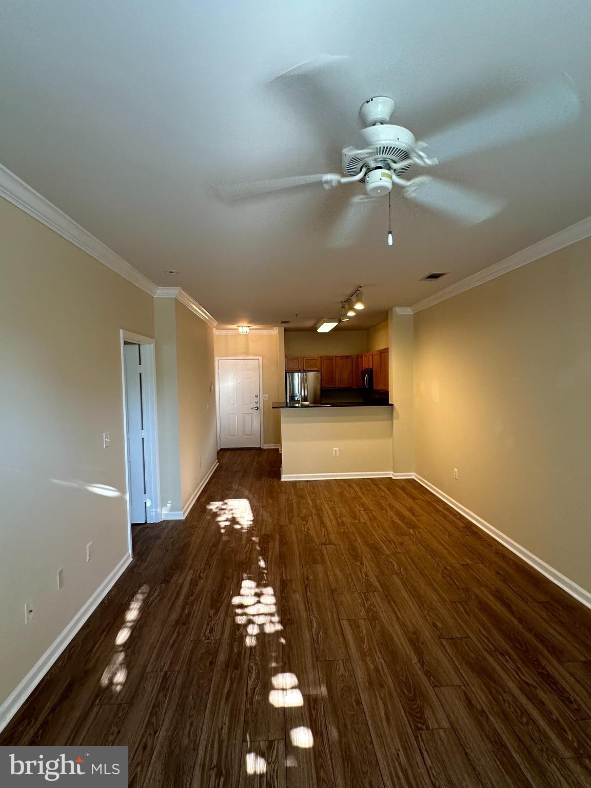 SAVOY AT RESTON TOWN CENTER - Residential