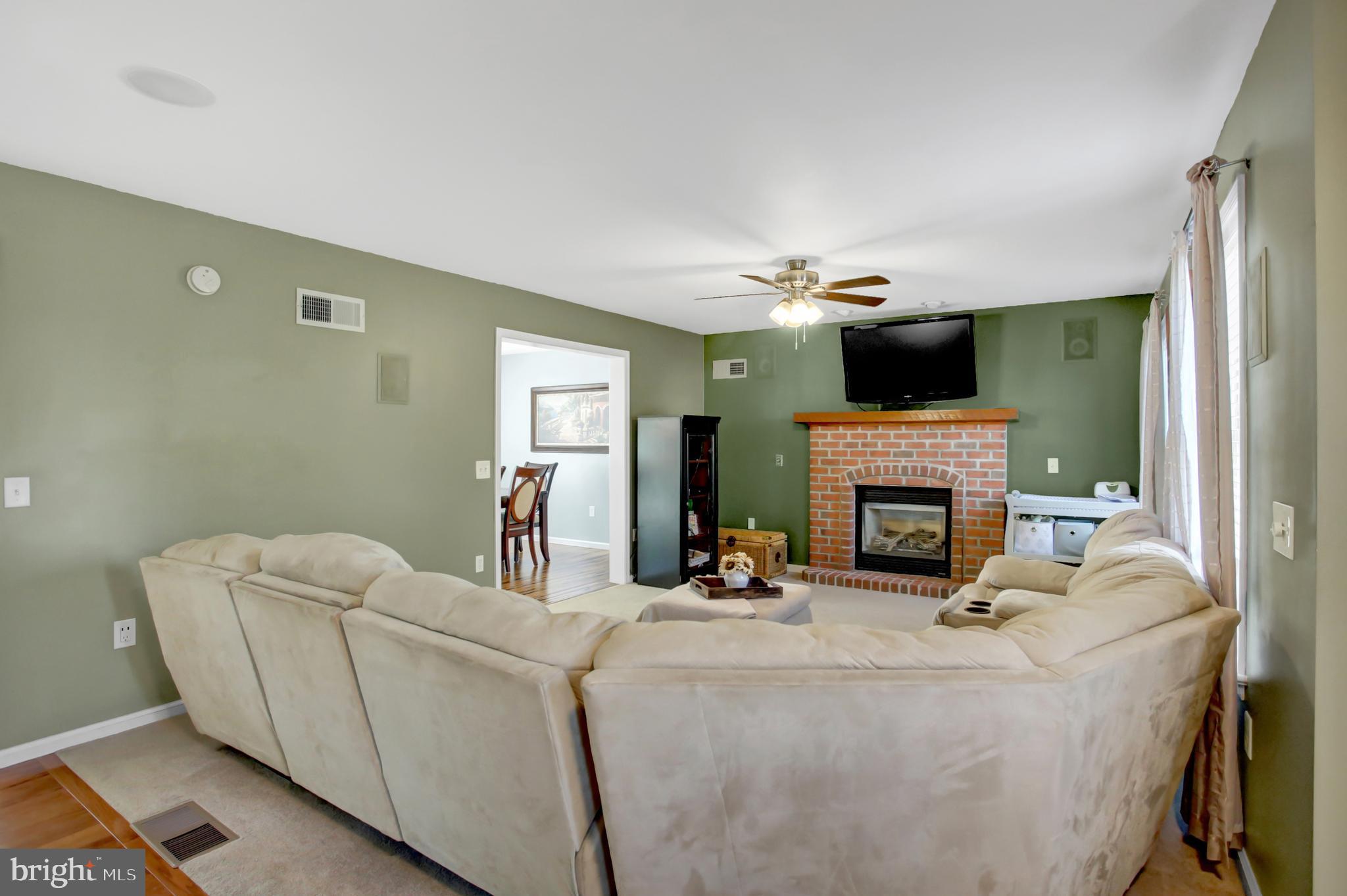 SOUTHGATE MANOR - Residential