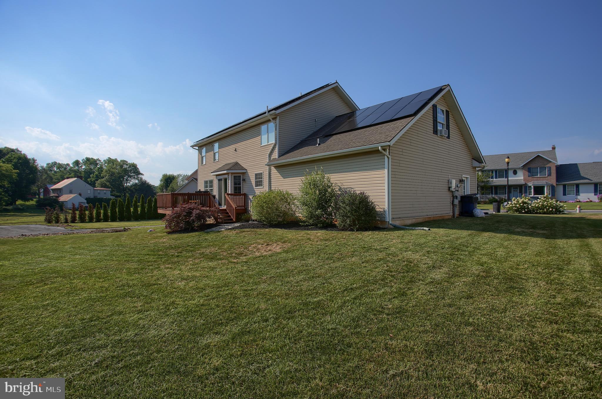 SOUTHGATE MANOR - Residential