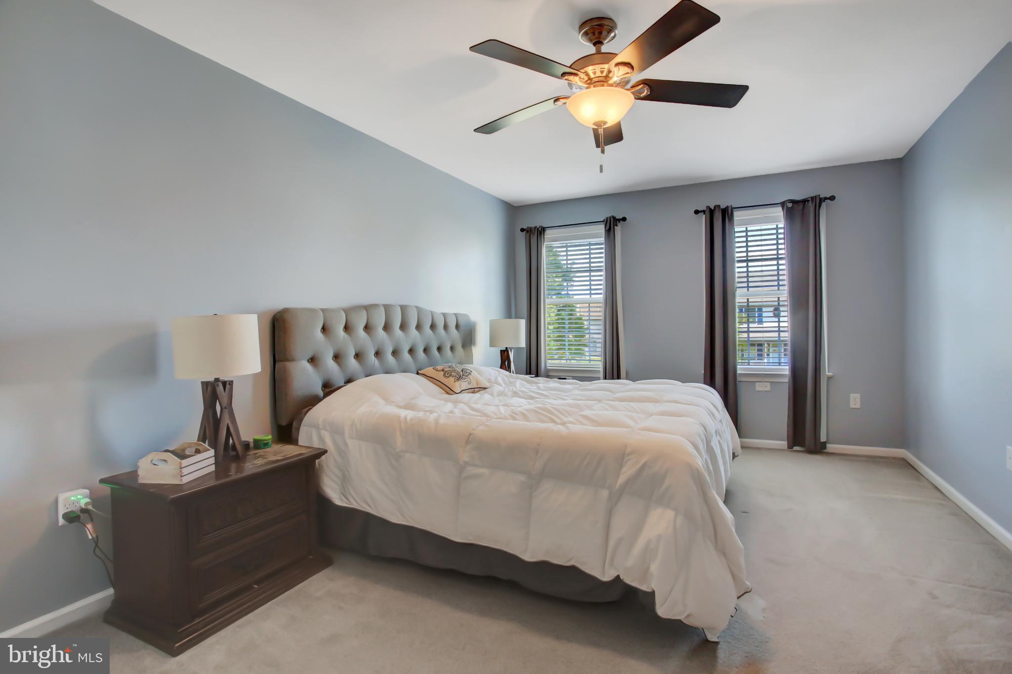 SOUTHGATE MANOR - Residential
