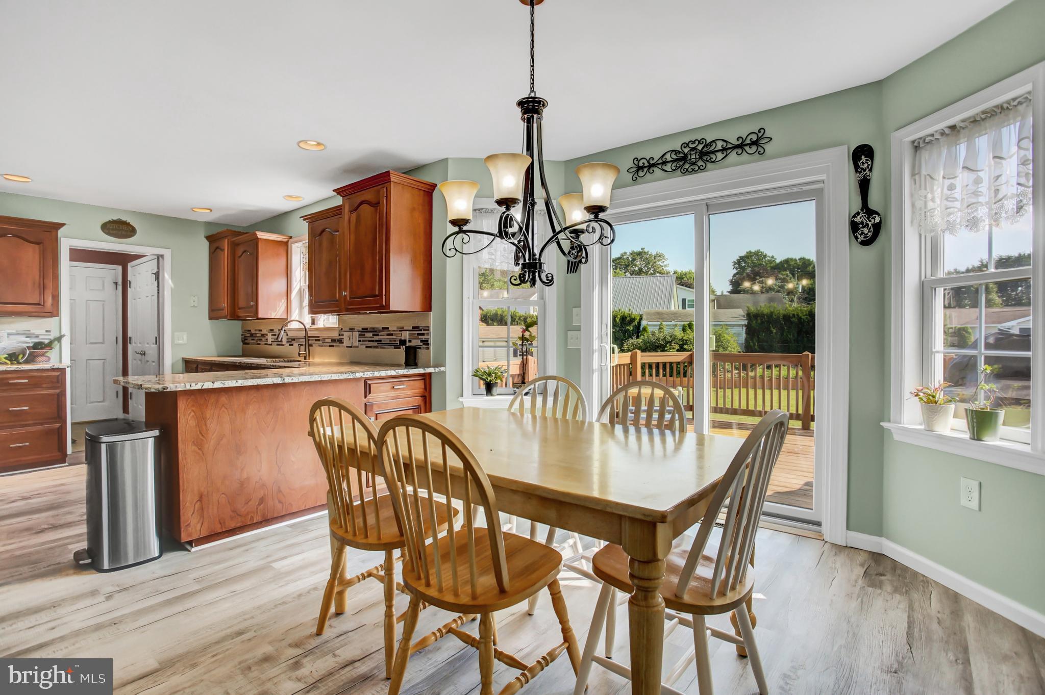 SOUTHGATE MANOR - Residential
