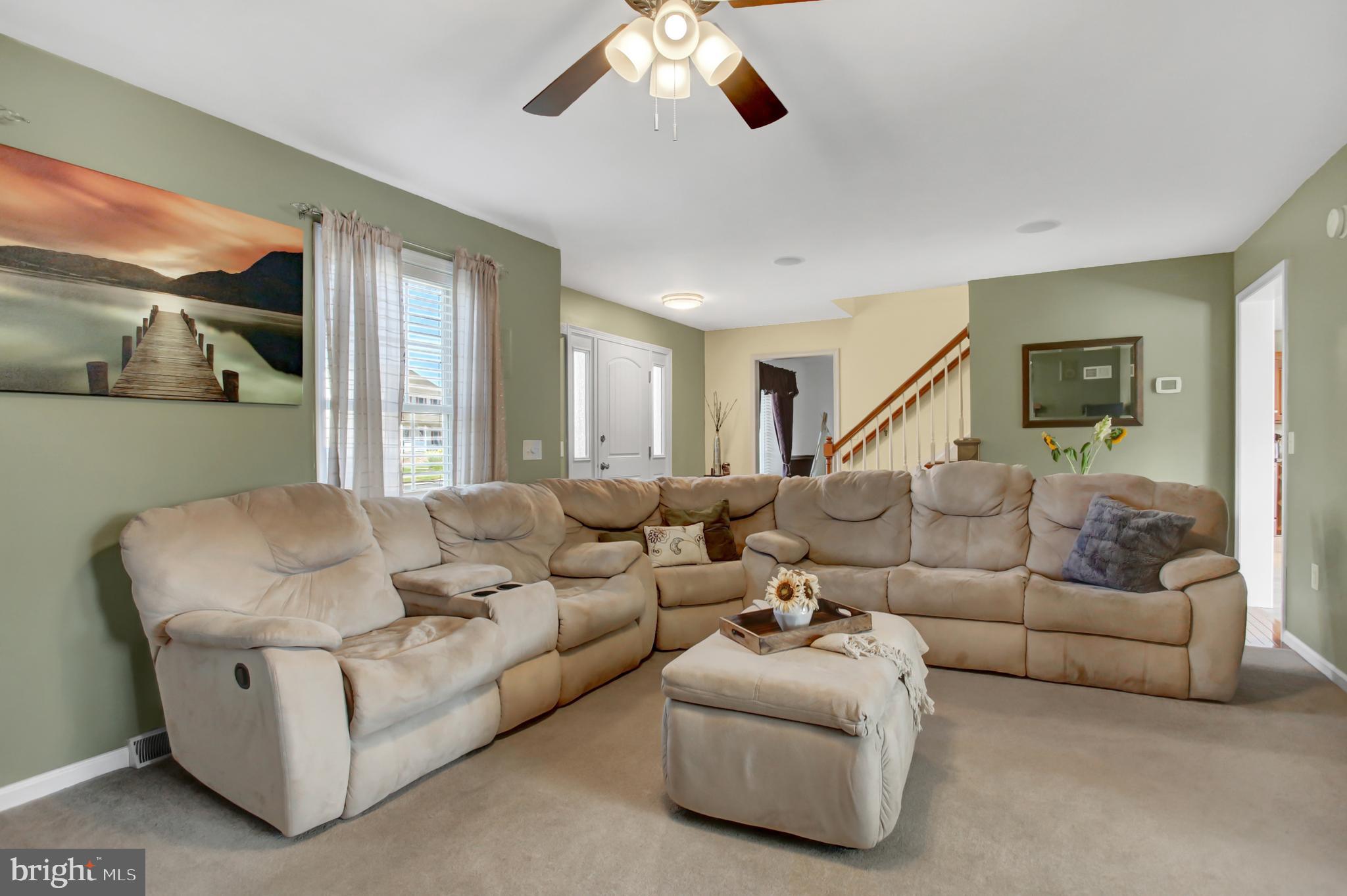 SOUTHGATE MANOR - Residential