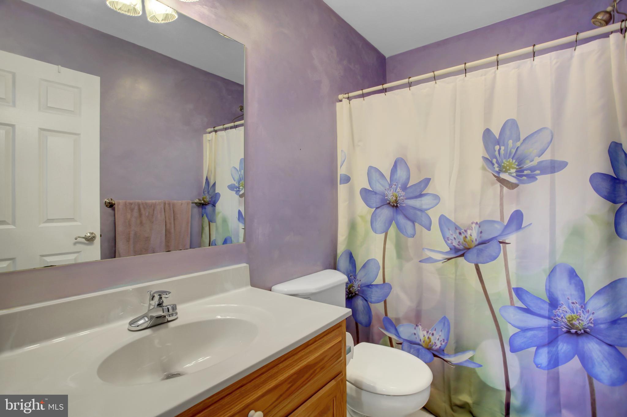 SOUTHGATE MANOR - Residential