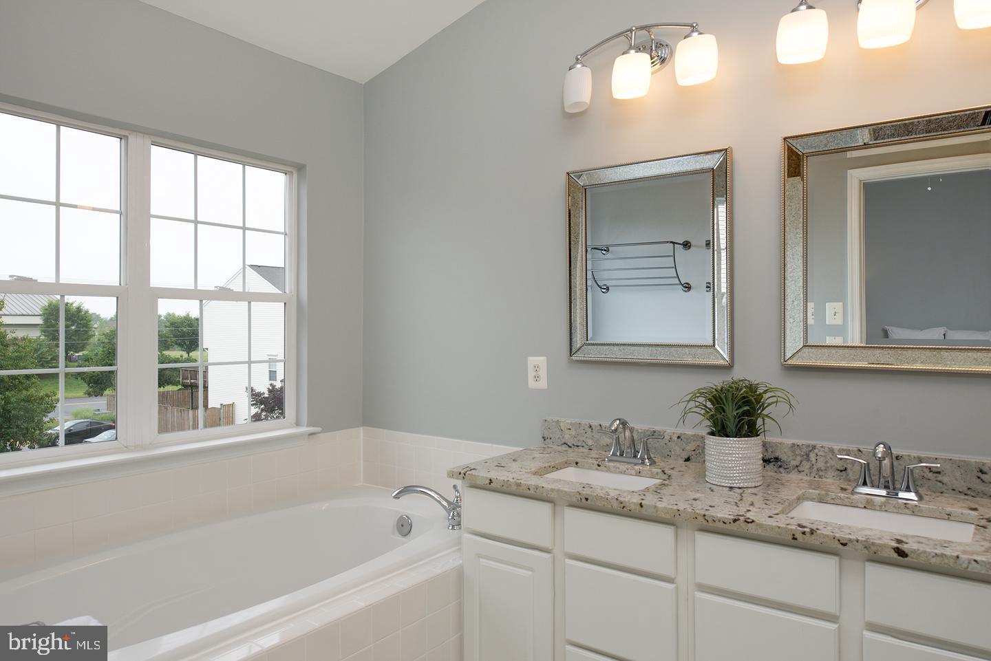 FLYNN'S CROSSING - Residential Lease