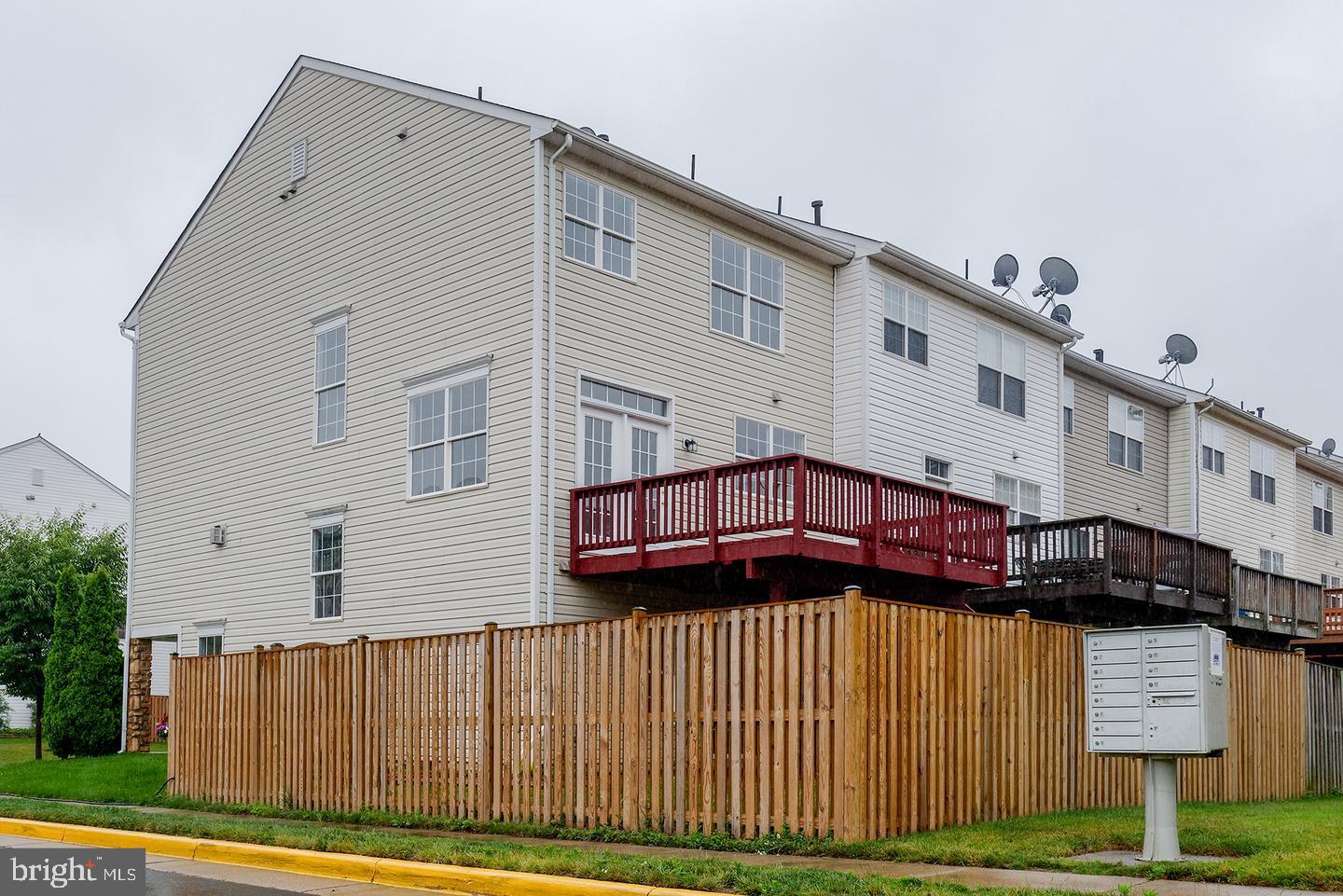 FLYNN'S CROSSING - Residential Lease