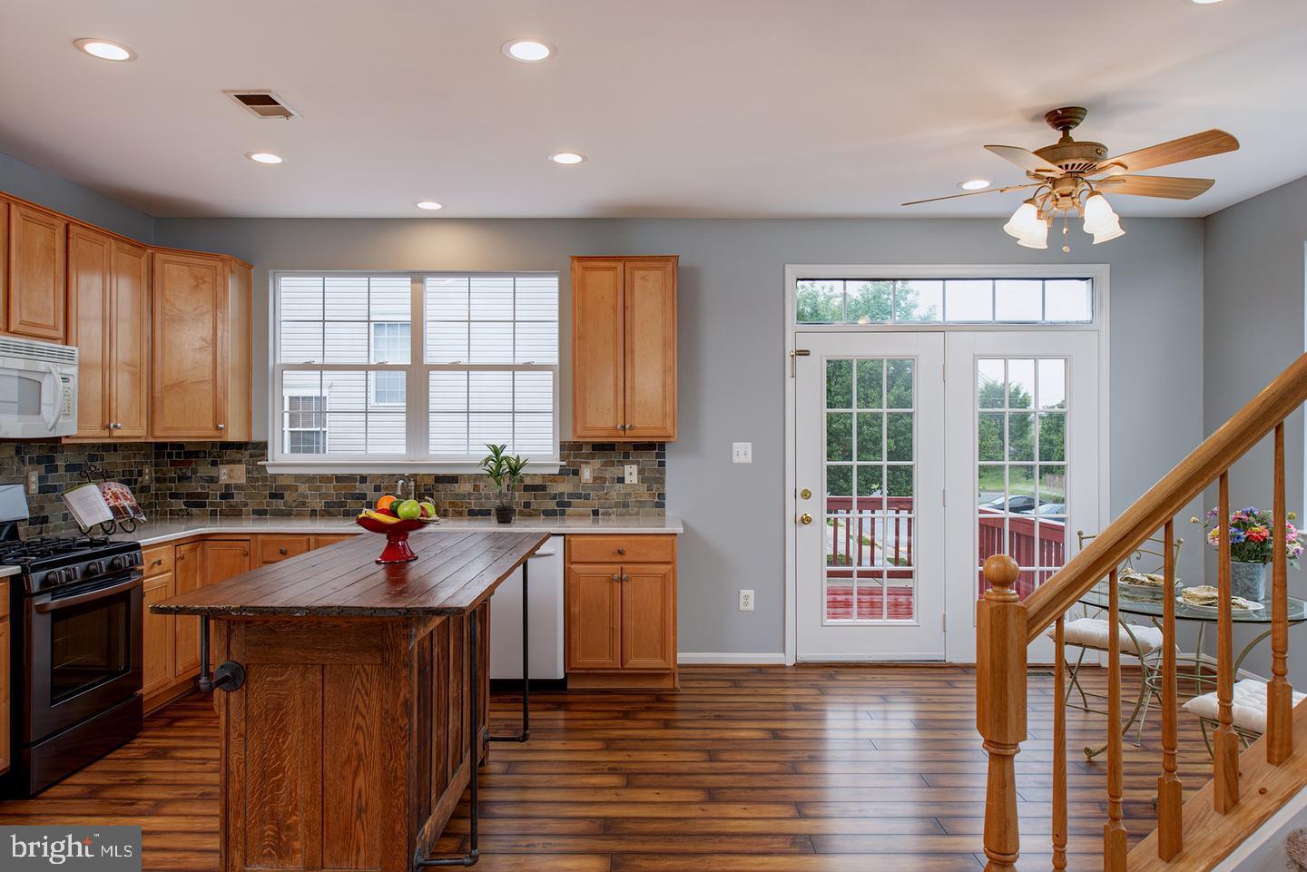 FLYNN'S CROSSING - Residential Lease