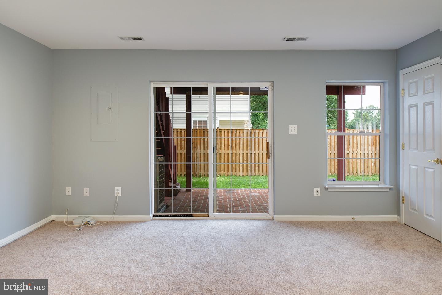 FLYNN'S CROSSING - Residential Lease