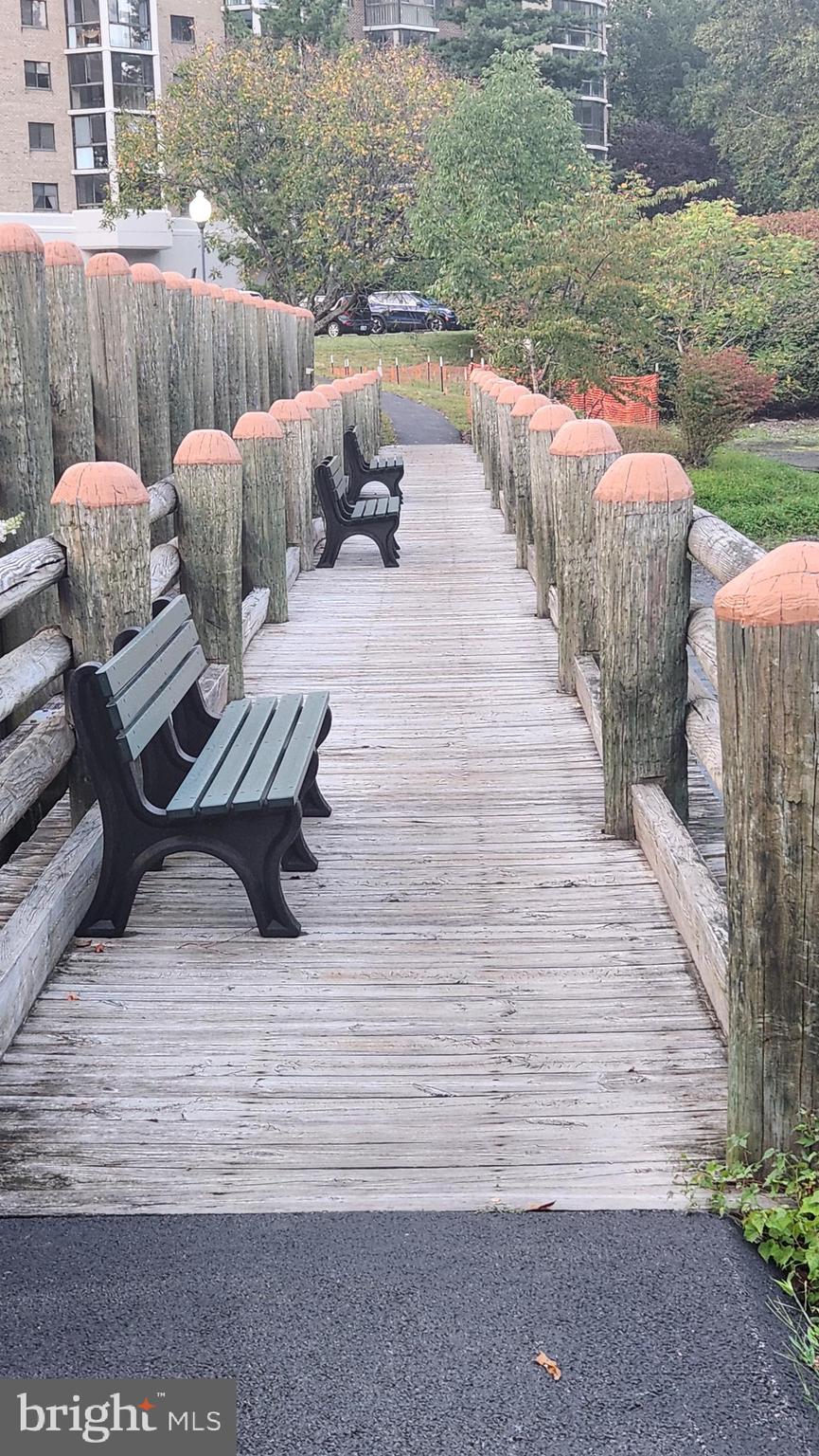 GREENS AT LEISURE WORLD - Residential