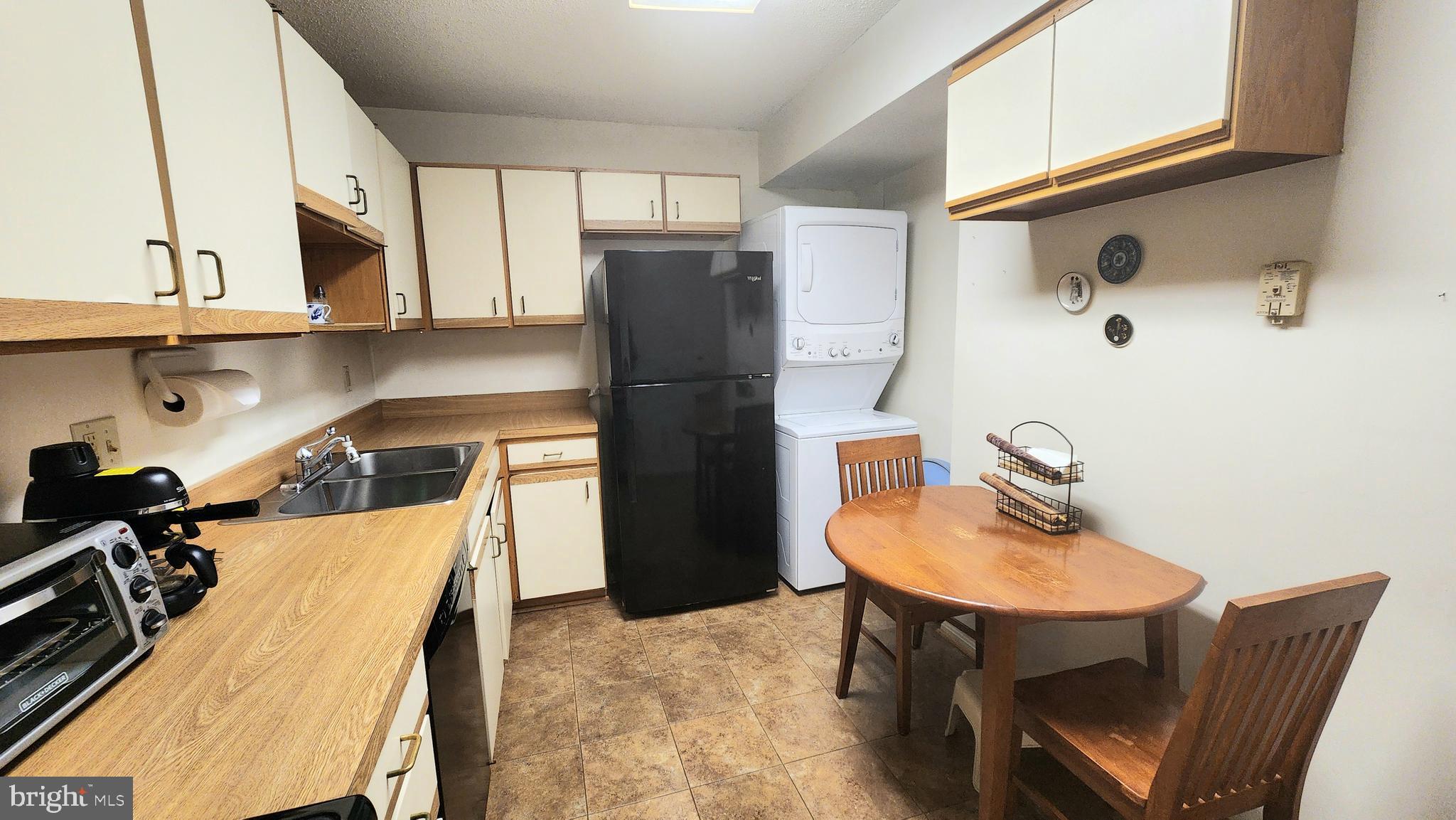 GREENS AT LEISURE WORLD - Residential