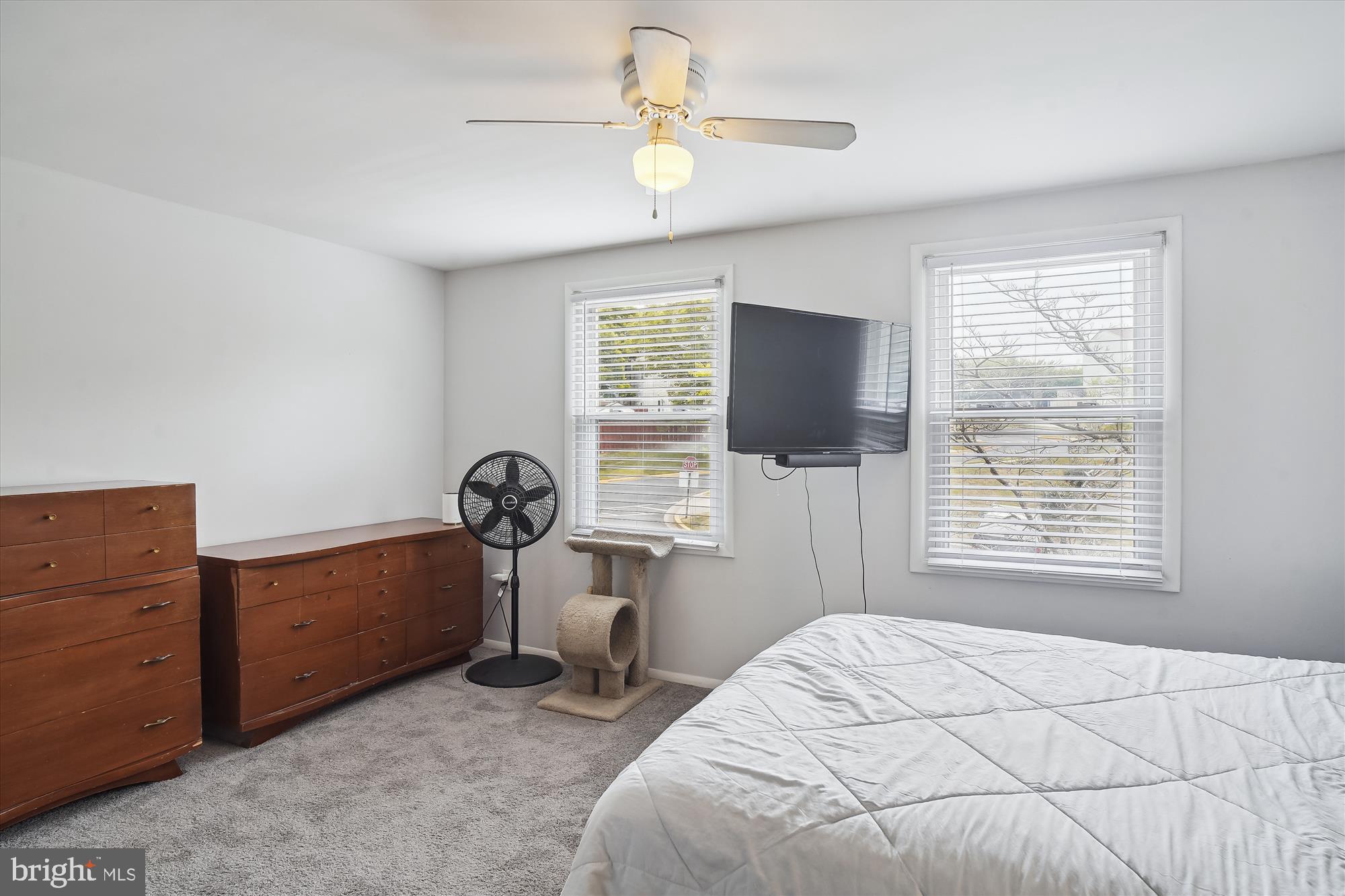 MIDDLEBROOK COMMONS - Residential