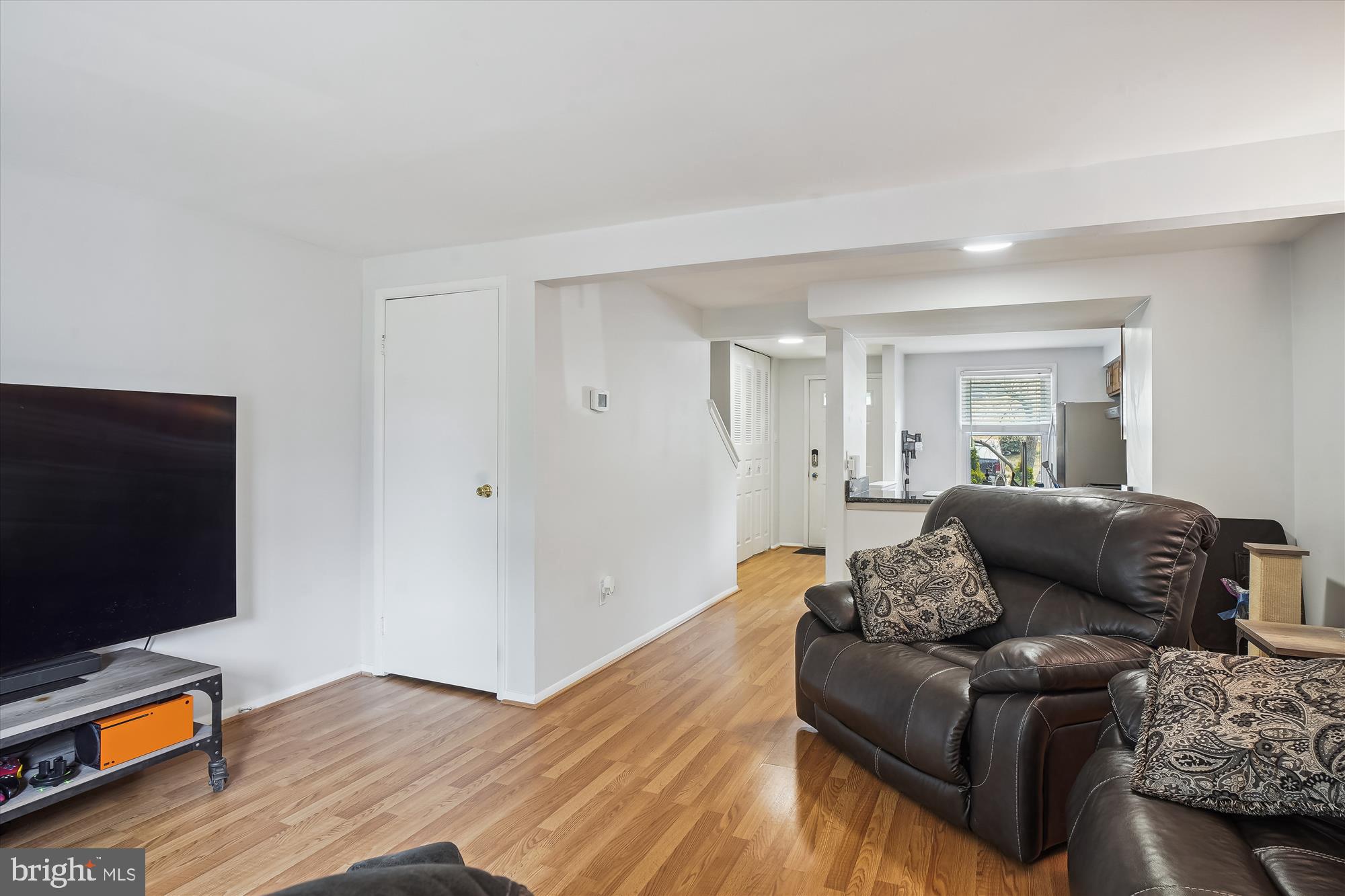 MIDDLEBROOK COMMONS - Residential