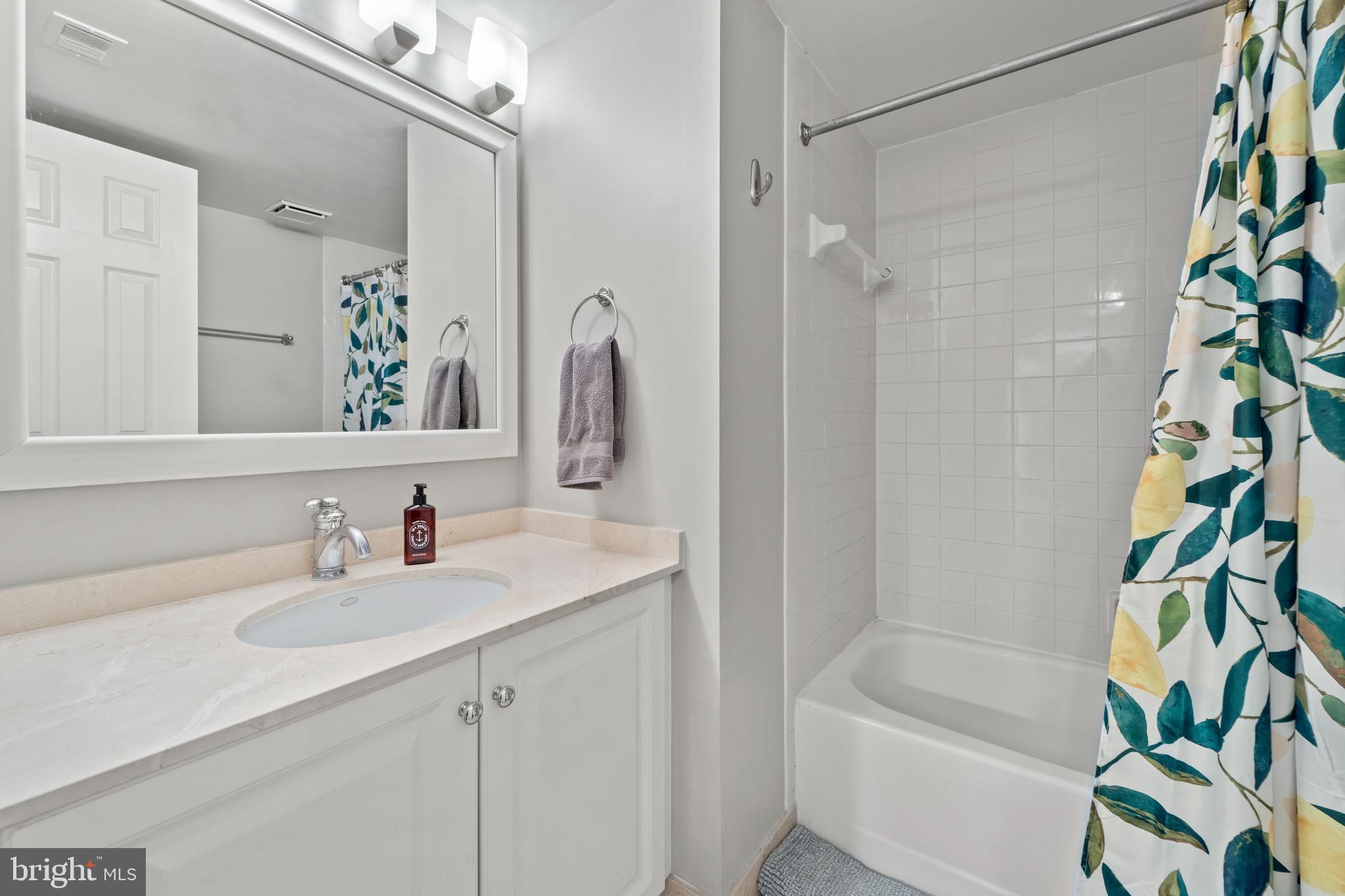 GROSVENOR PARK - Residential