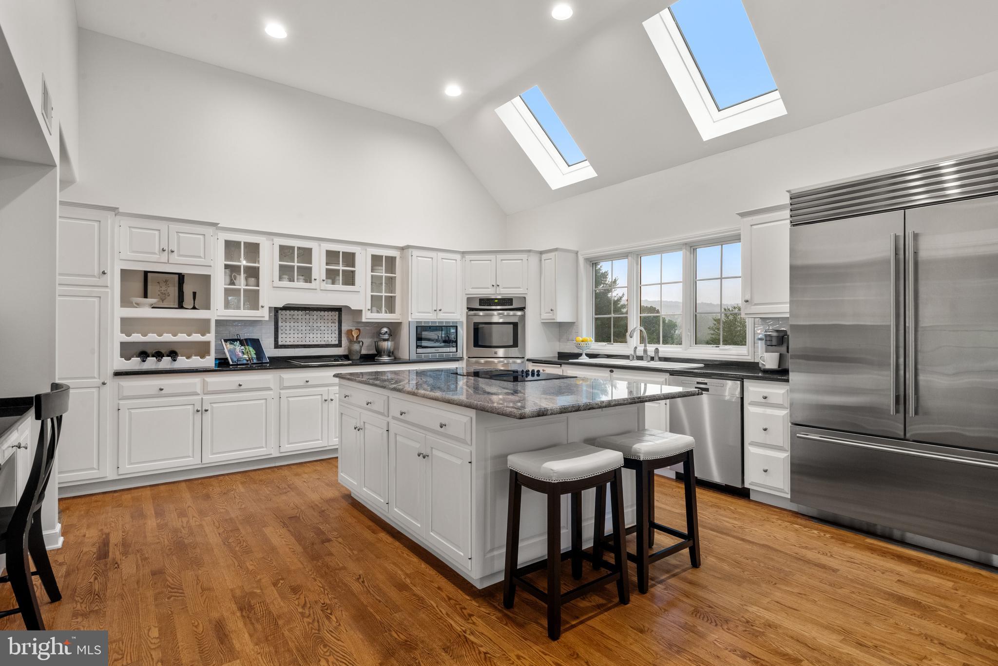 PINE CREEK - Residential