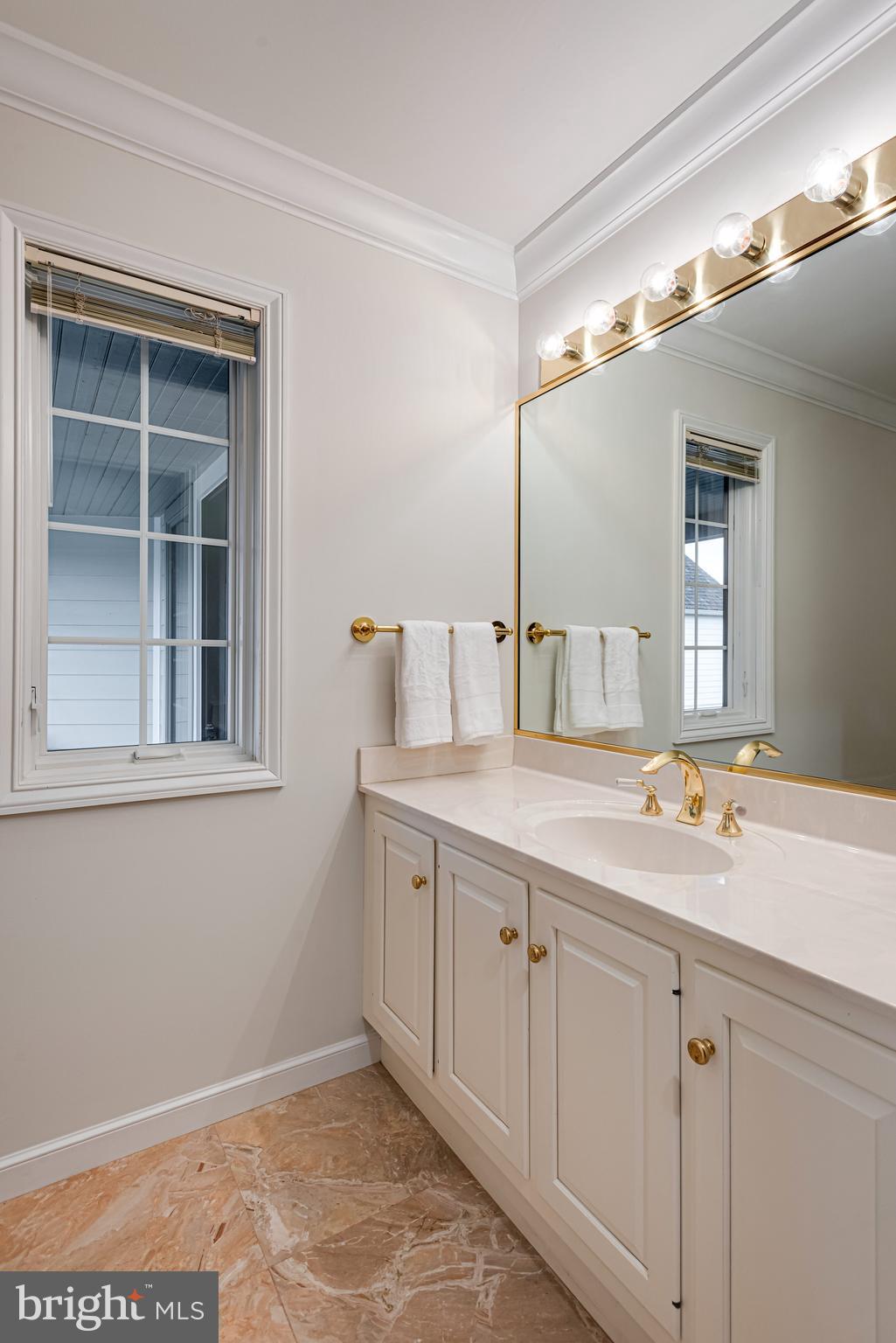 PINE CREEK - Residential