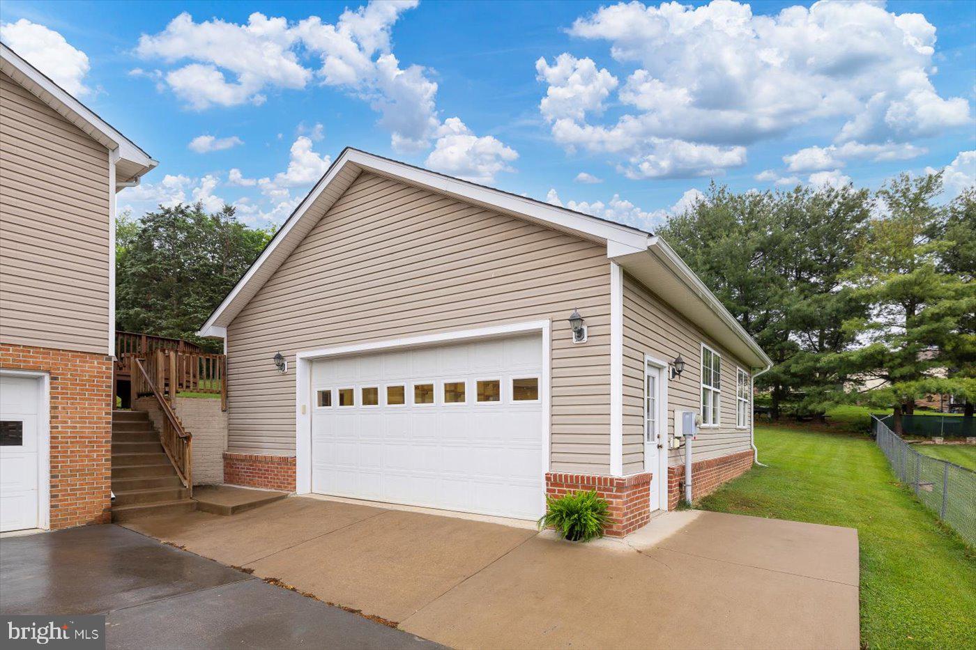 RIVERVIEW ESTATES - Residential