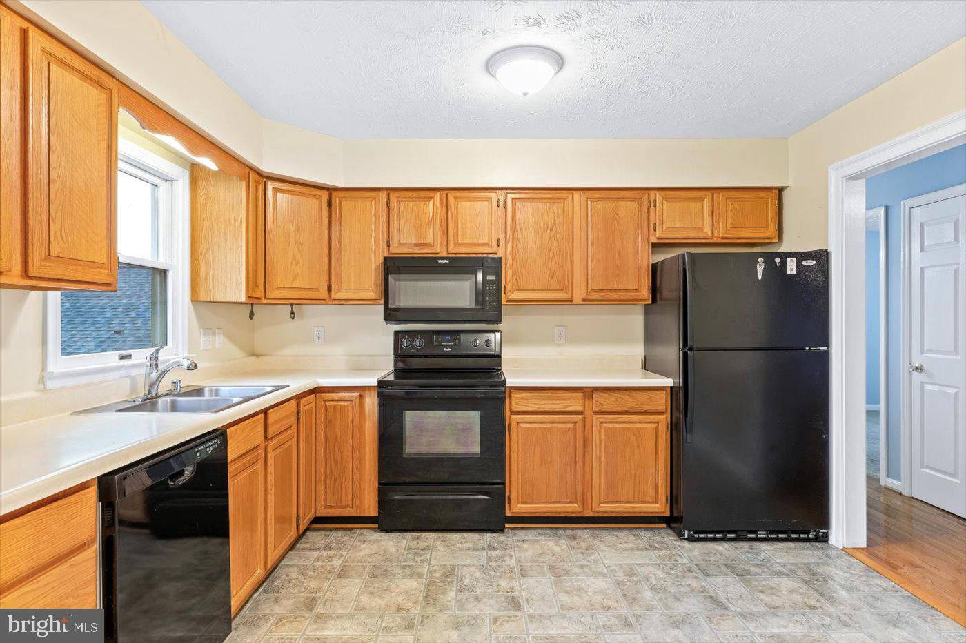 RIVERVIEW ESTATES - Residential