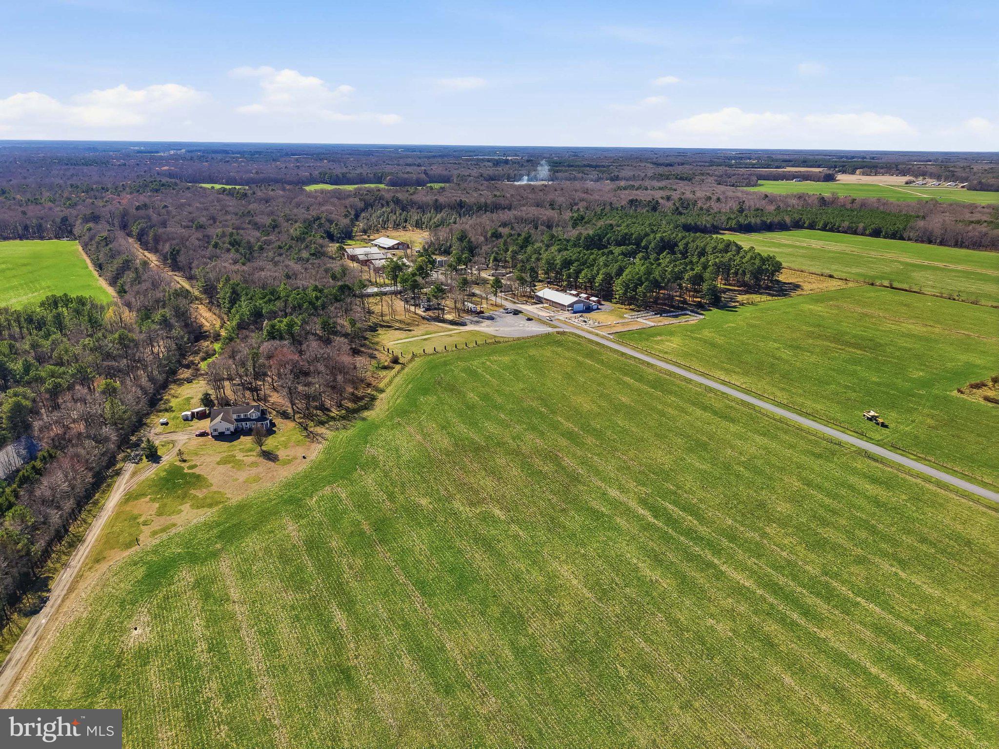 89 HUNTING QUARTER ROAD