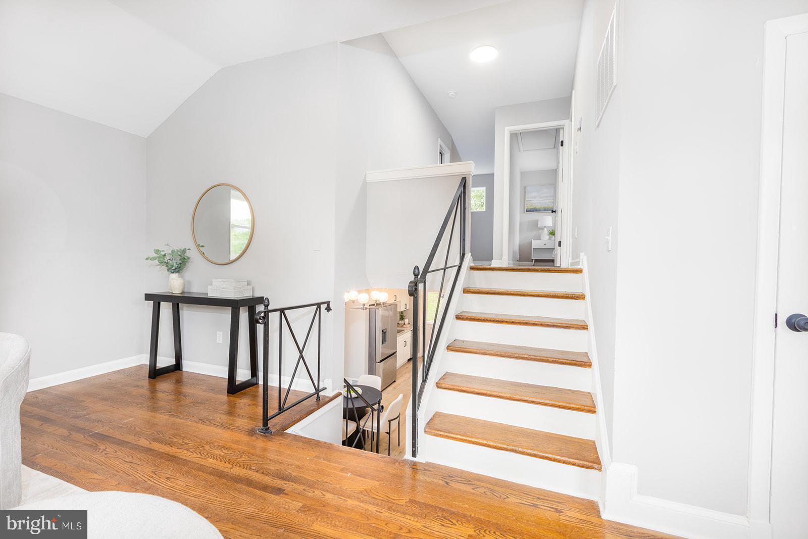 ROLLING RIDGE - Residential