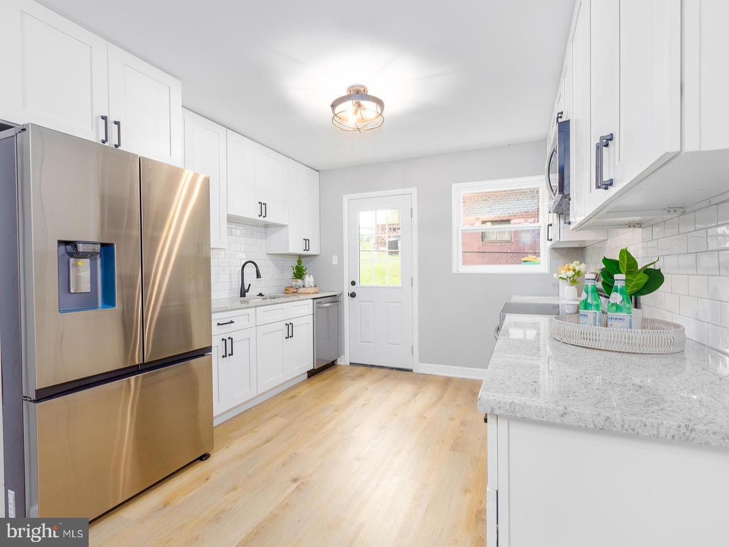 ROLLING RIDGE - Residential