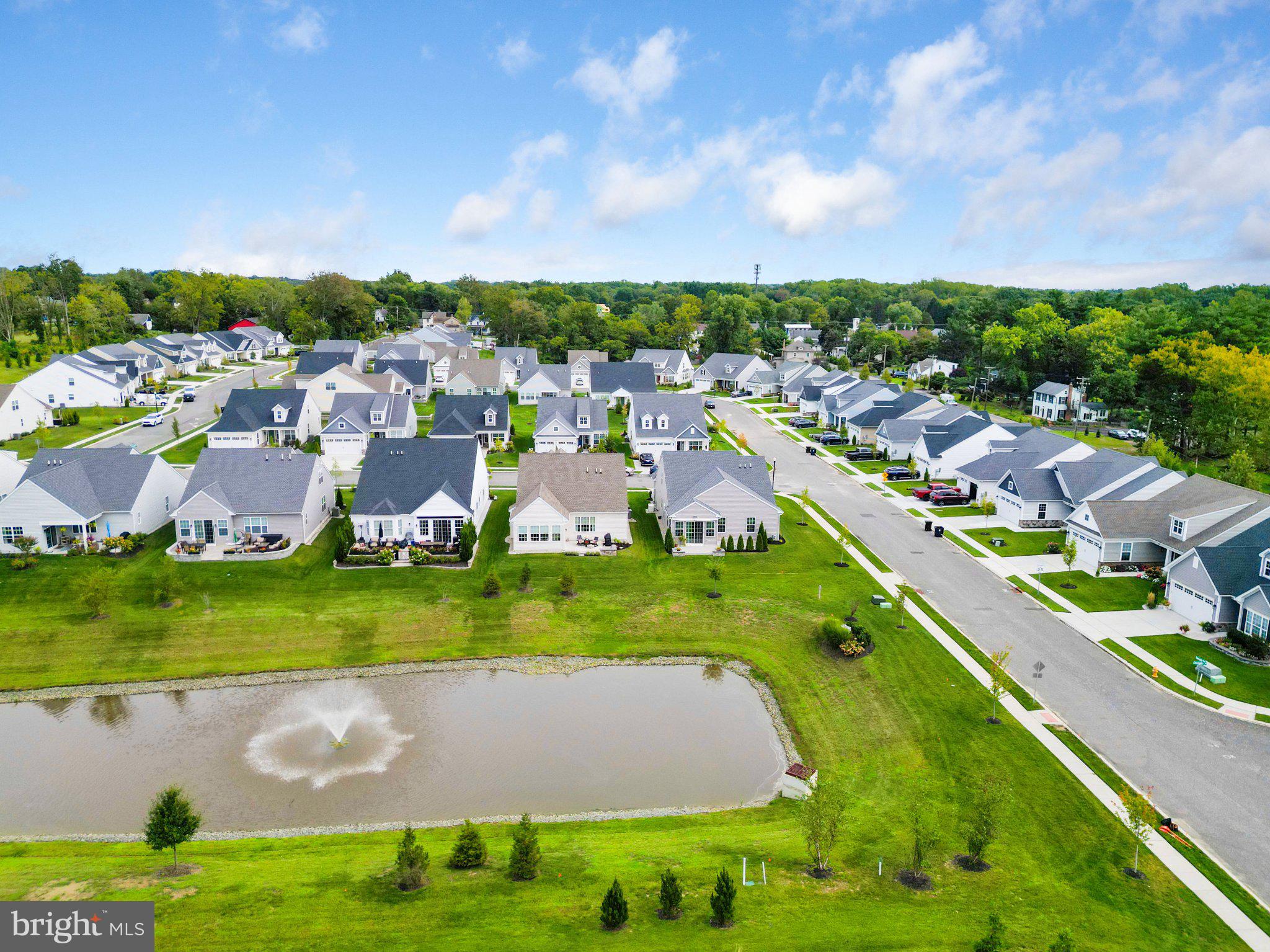 6 VINEGOLD DRIVE