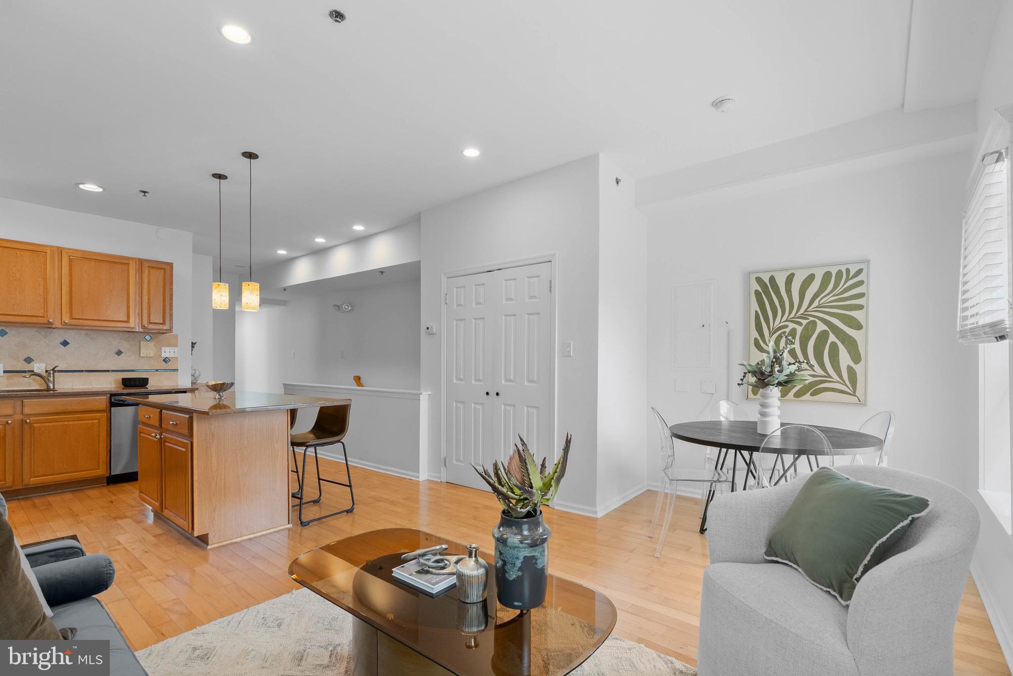 GRADUATE HOSPITAL - Residential