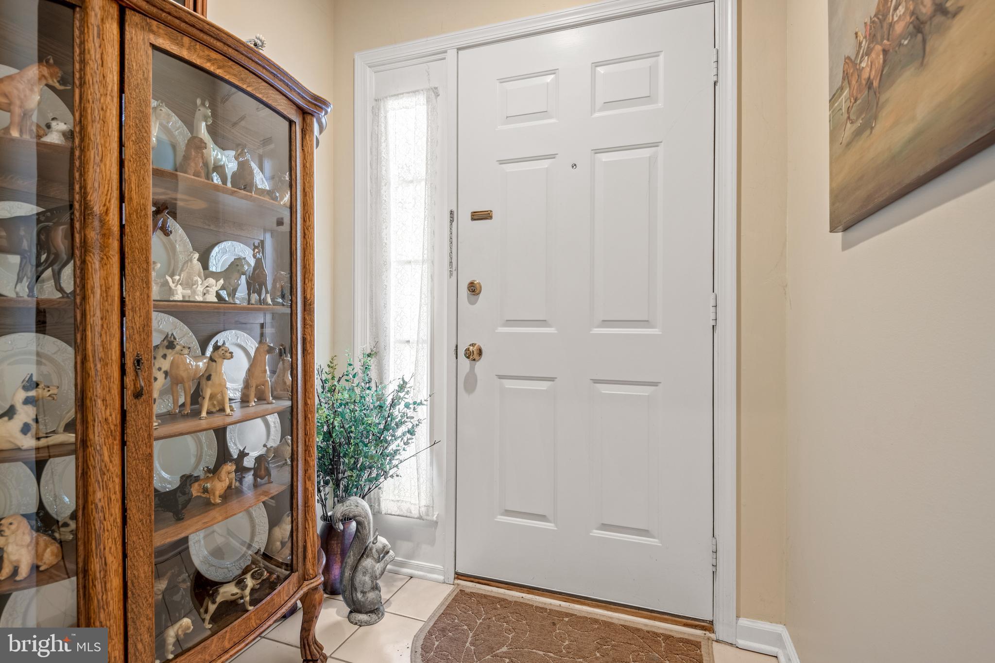 COUNTRY PLACE - Residential